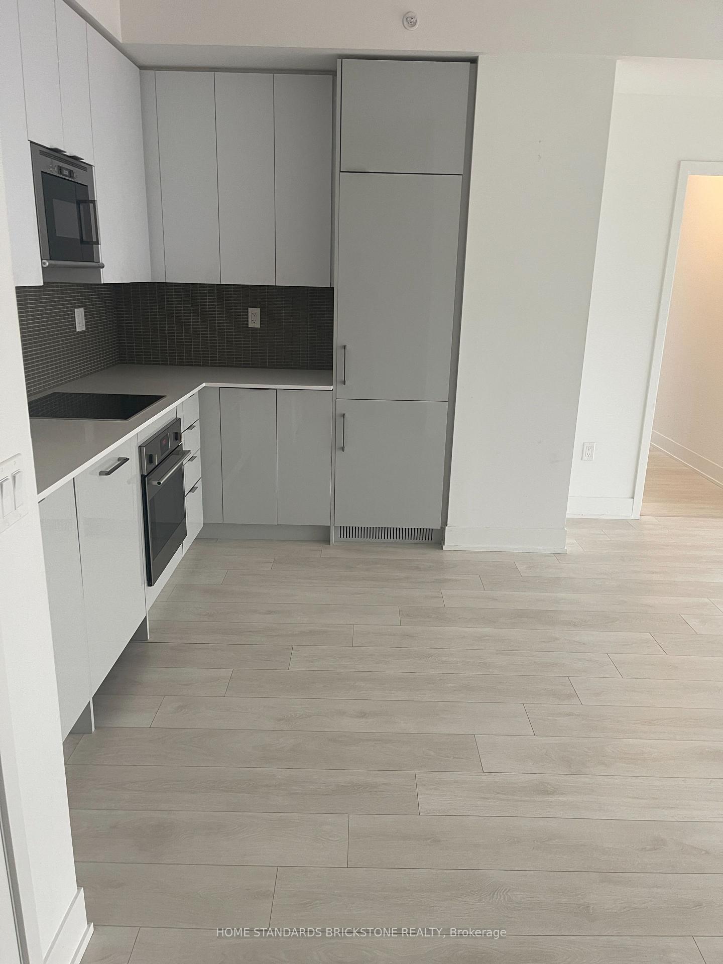 Photo 4 of Unit 2107, 2908 Highway 7, Vaughan, Concord — HOMEH