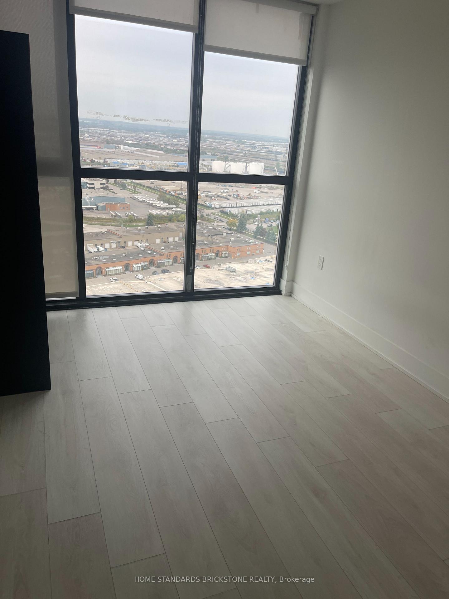 Photo 5 of Unit 2107, 2908 Highway 7, Vaughan, Concord — HOMEH