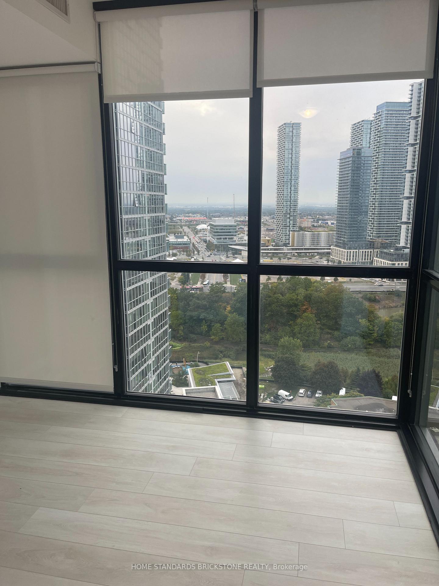 Photo 8 of Unit 2107, 2908 Highway 7, Vaughan, Concord — HOMEH