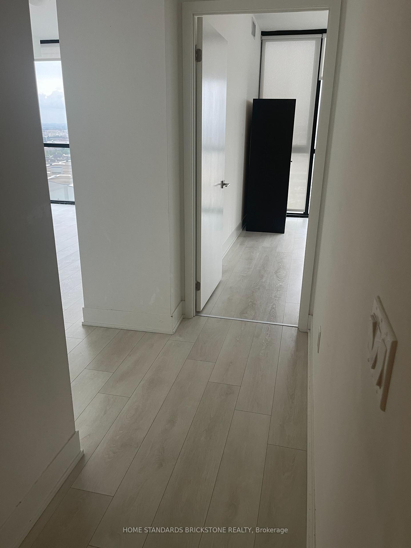 Photo 9 of Unit 2107, 2908 Highway 7, Vaughan, Concord — HOMEH