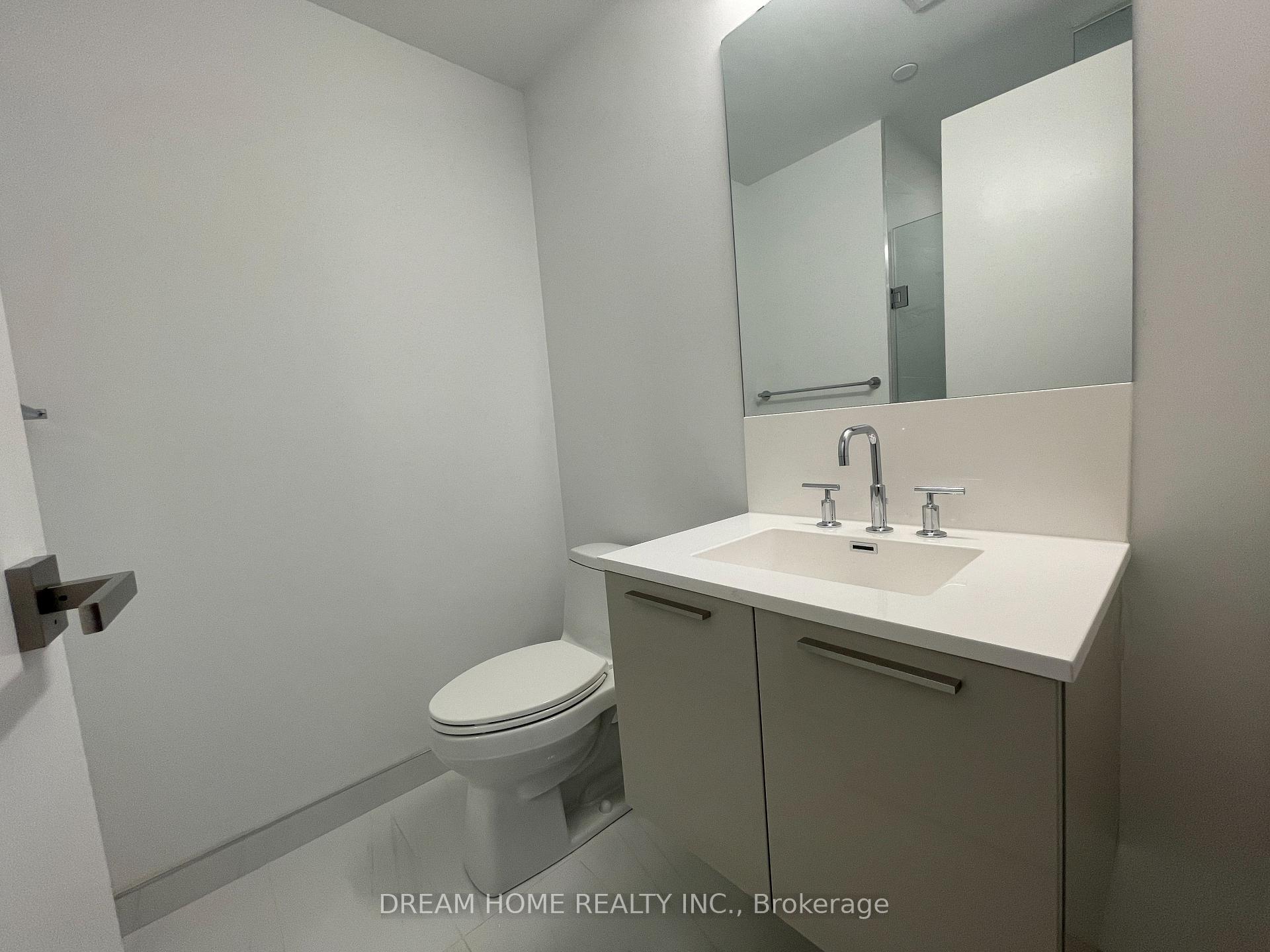 Photo 9 of Unit 1810, 3 Gloucester Street, Toronto, Church-Yonge Corridor — HOMEH