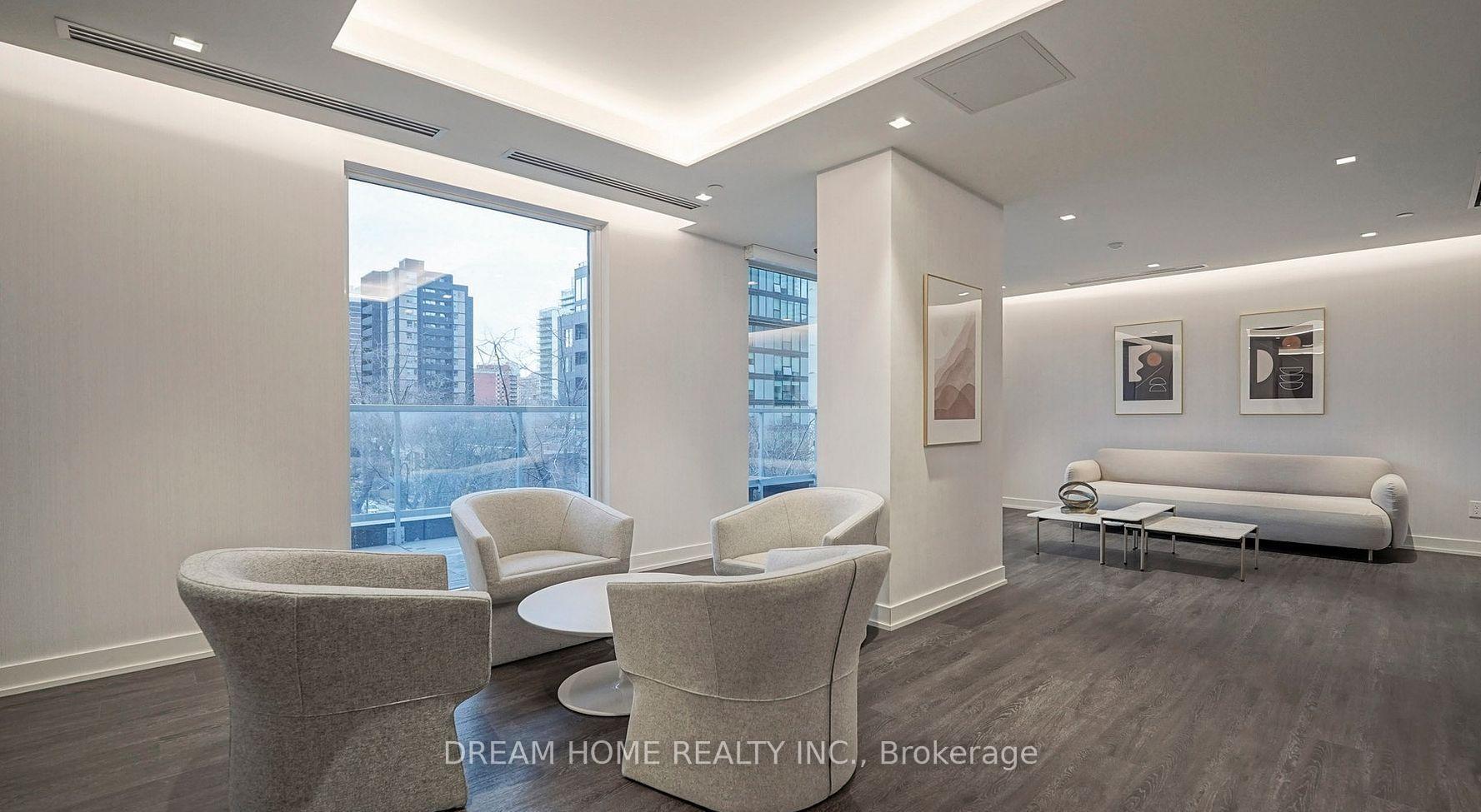 Photo 19 of Unit 1810, 3 Gloucester Street, Toronto, Church-Yonge Corridor — HOMEH