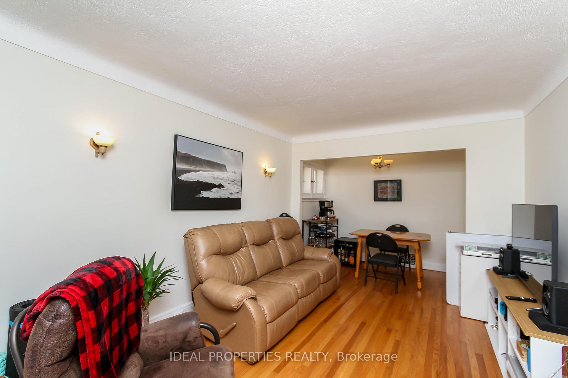 Photo 6 of 26 Clegg Street, Ottawa, Ottawa East — HOMEH