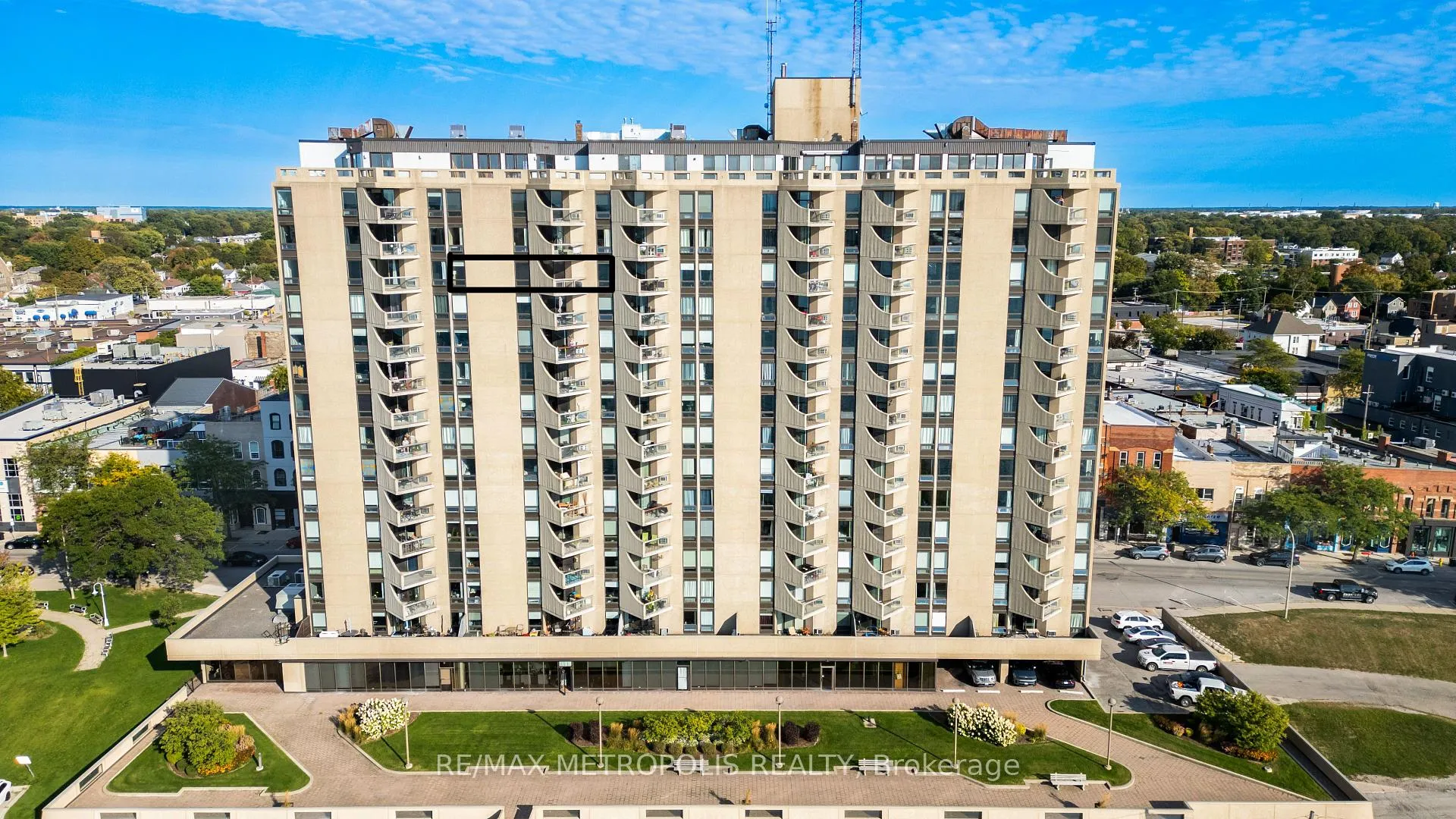 Front of Unit 1306, 155 Front Street N