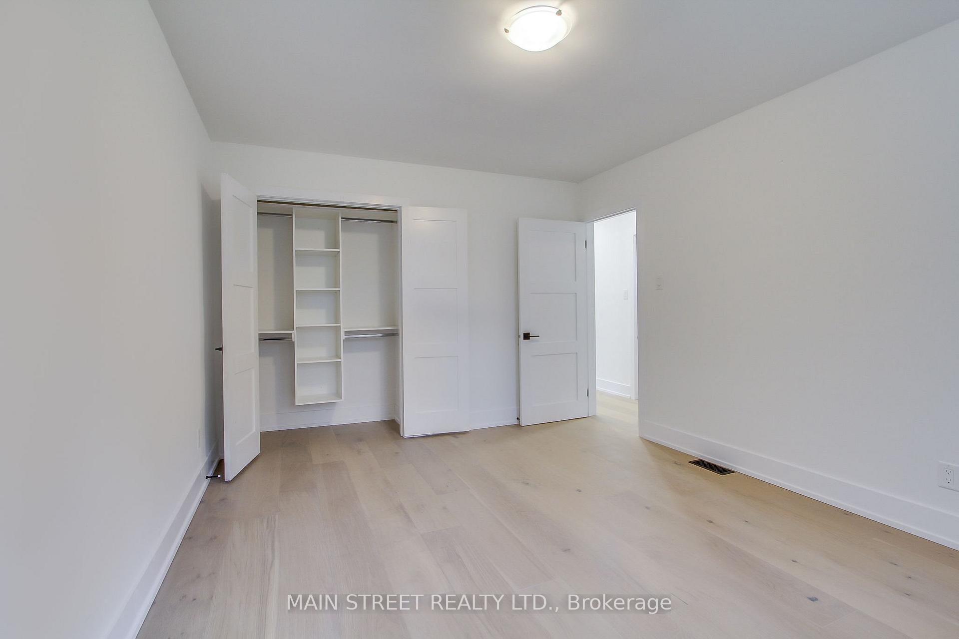 Photo 19 of 2 Bigwin Drive, Aurora, Aurora Heights — HOMEH