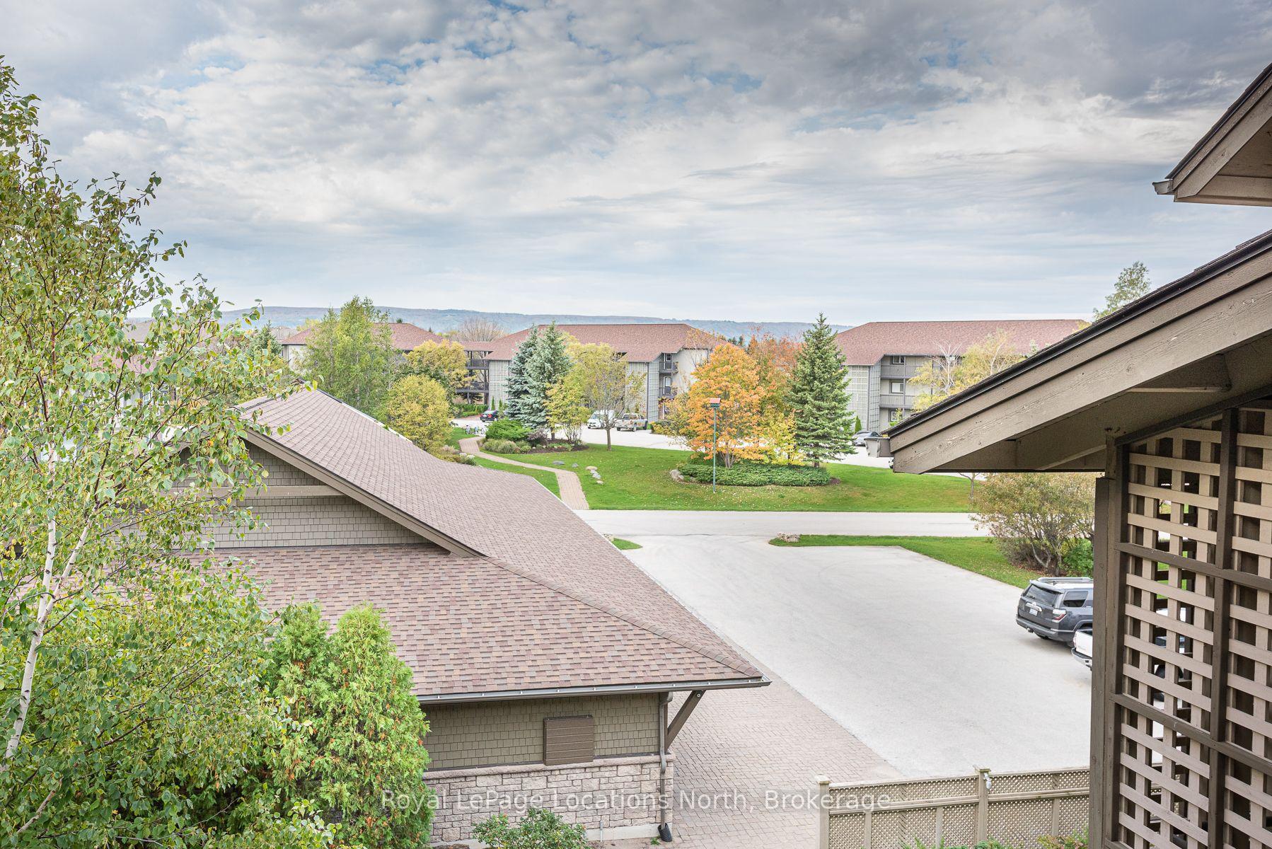 Photo 3 of 529 Mariners Way, Collingwood — HOMEH