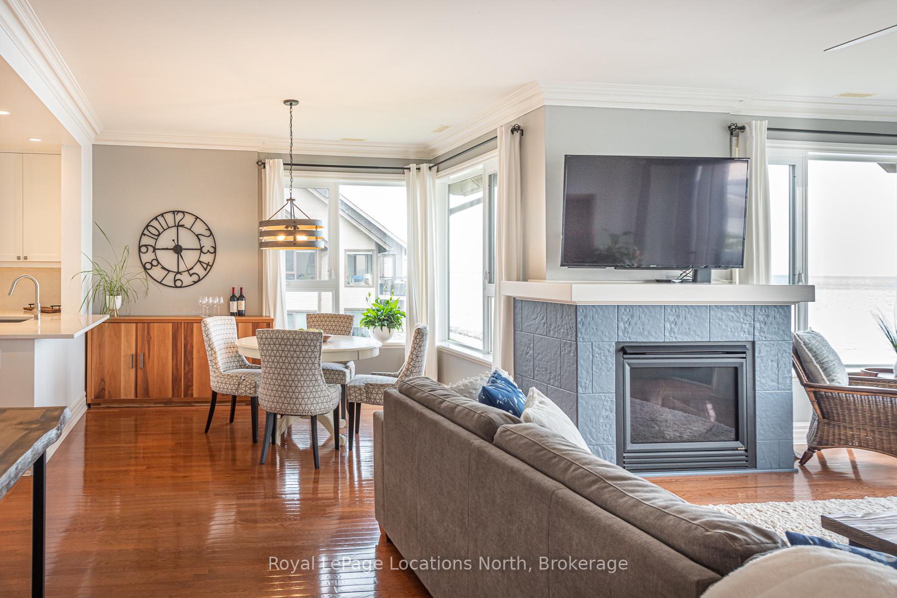 Photo 6 of 529 Mariners Way, Collingwood — HOMEH