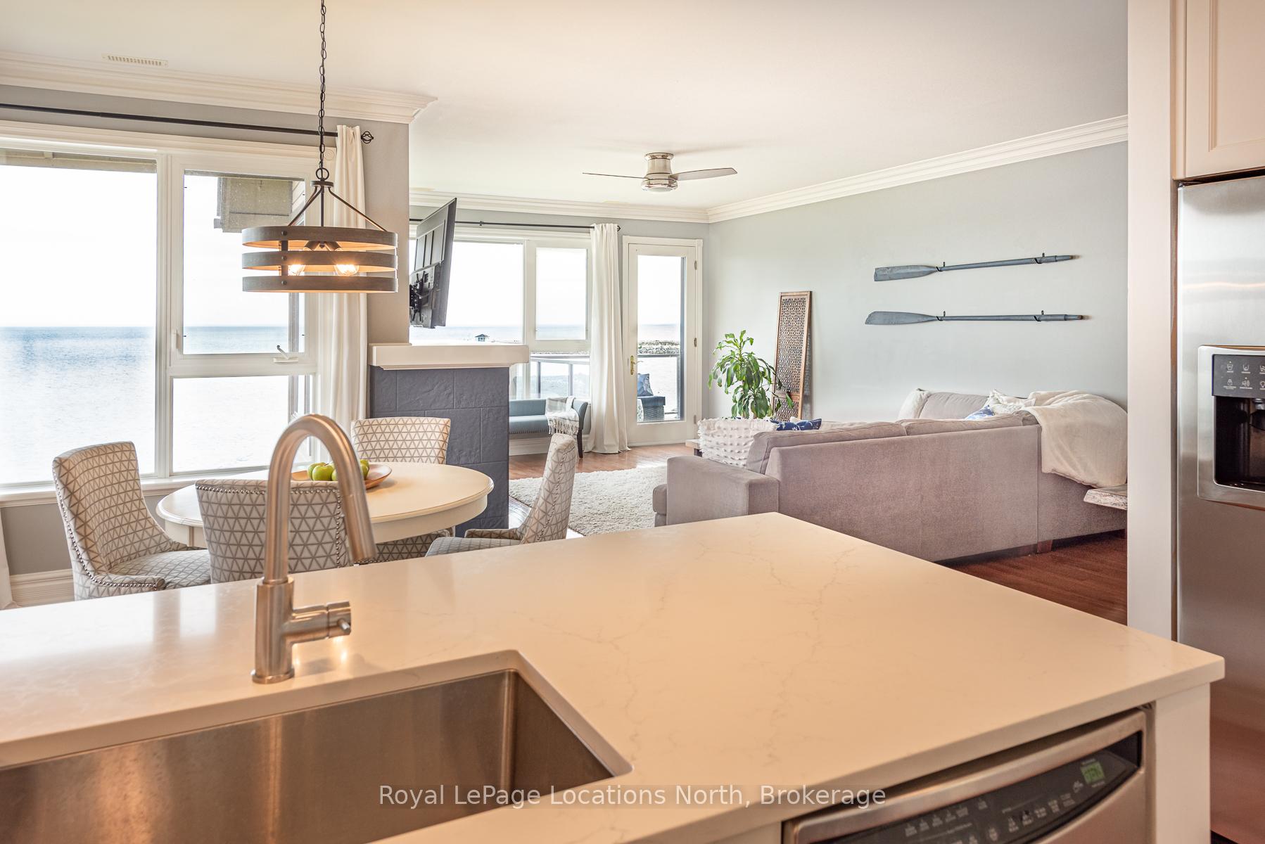 Photo 12 of 529 Mariners Way, Collingwood — HOMEH