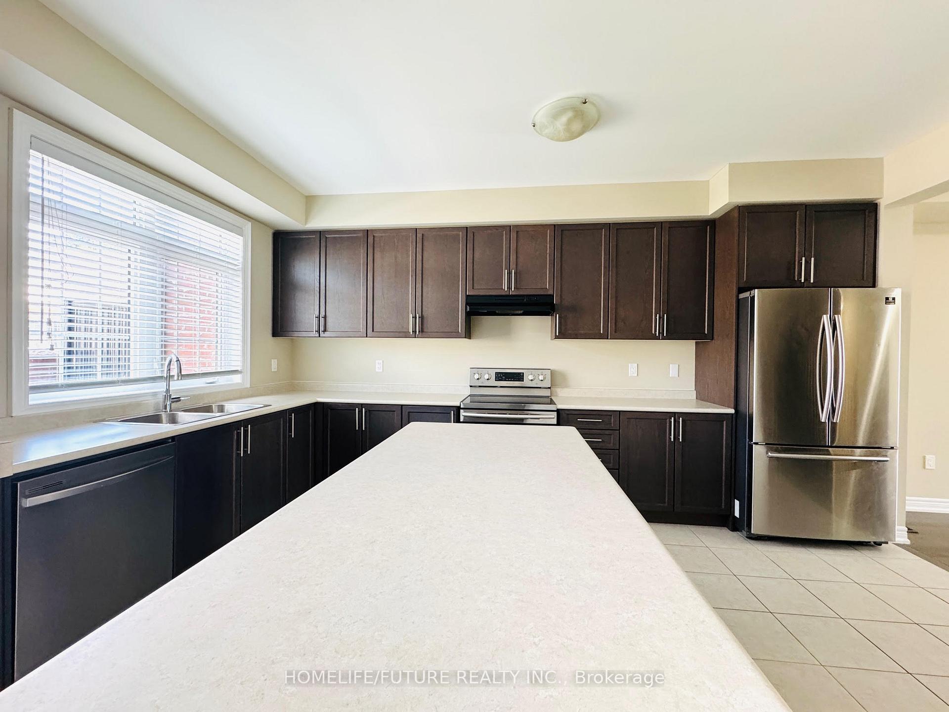 Photo 4 of 20 Aldridge Lane, Clarington, Newcastle — HOMEH
