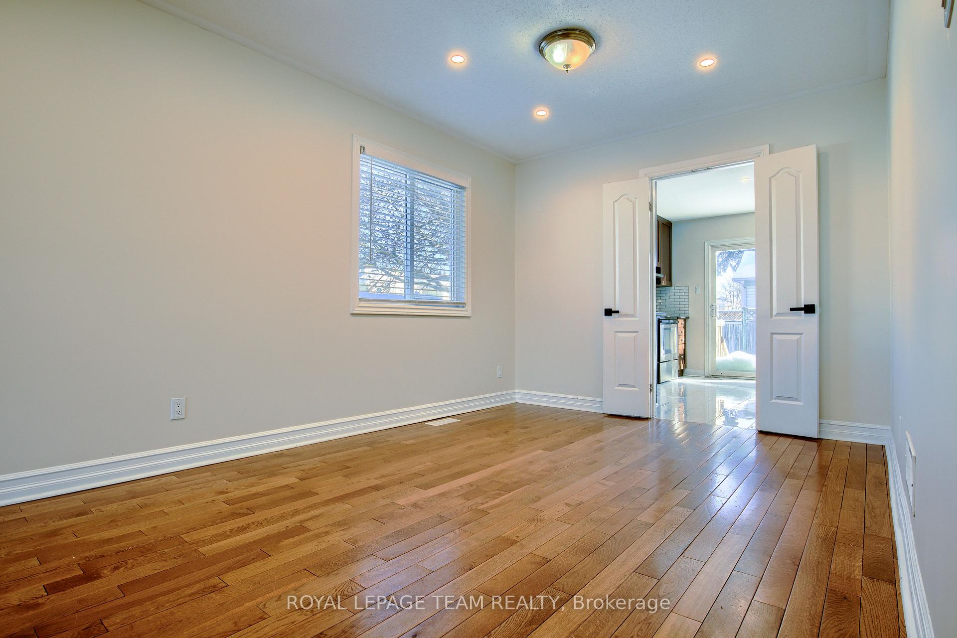 Photo 6 of 79 Merner Avenue, Ottawa, Barrhaven - Cedargrove/Fraserdale — HOMEH