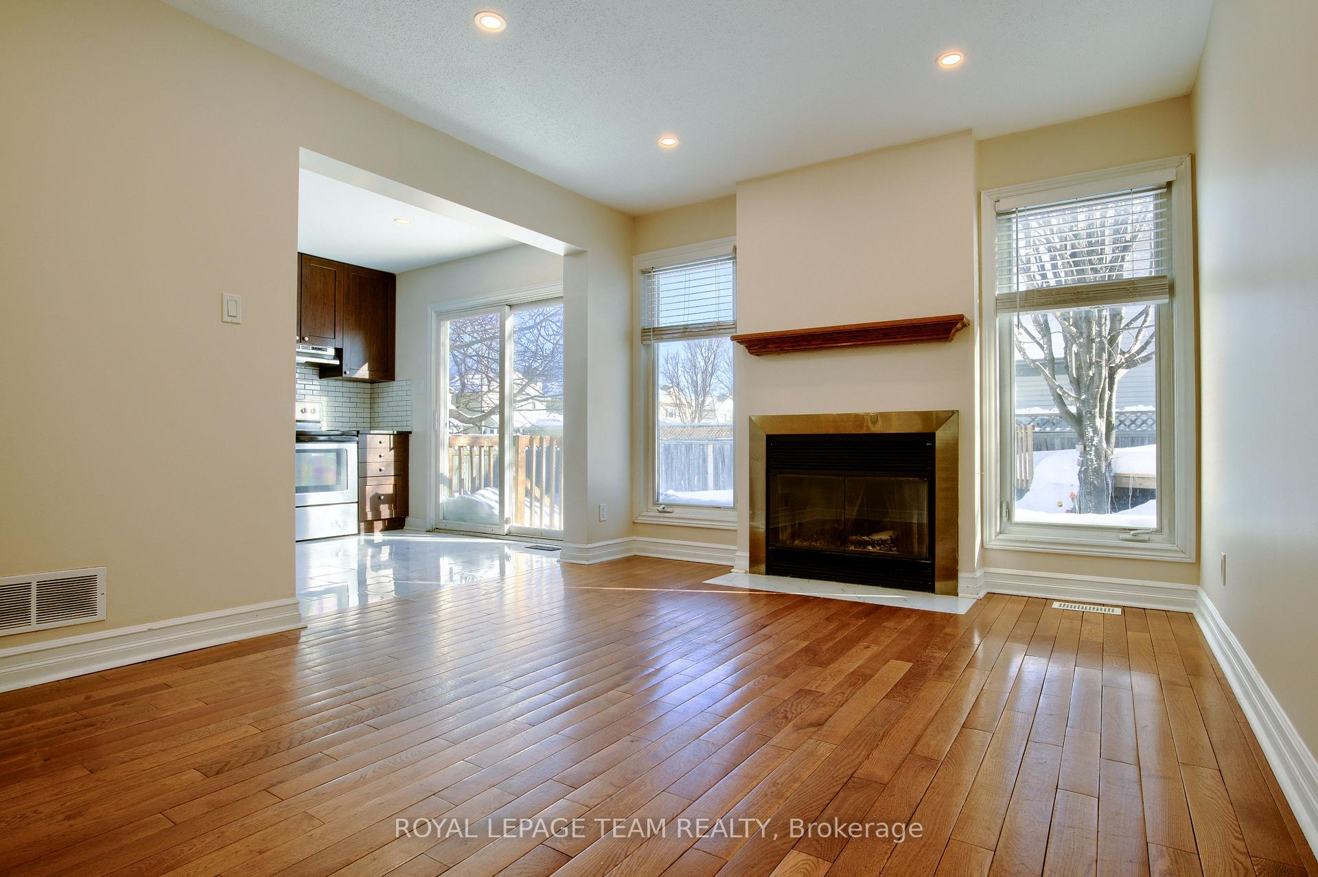 Photo 9 of 79 Merner Avenue, Ottawa, Barrhaven - Cedargrove/Fraserdale — HOMEH