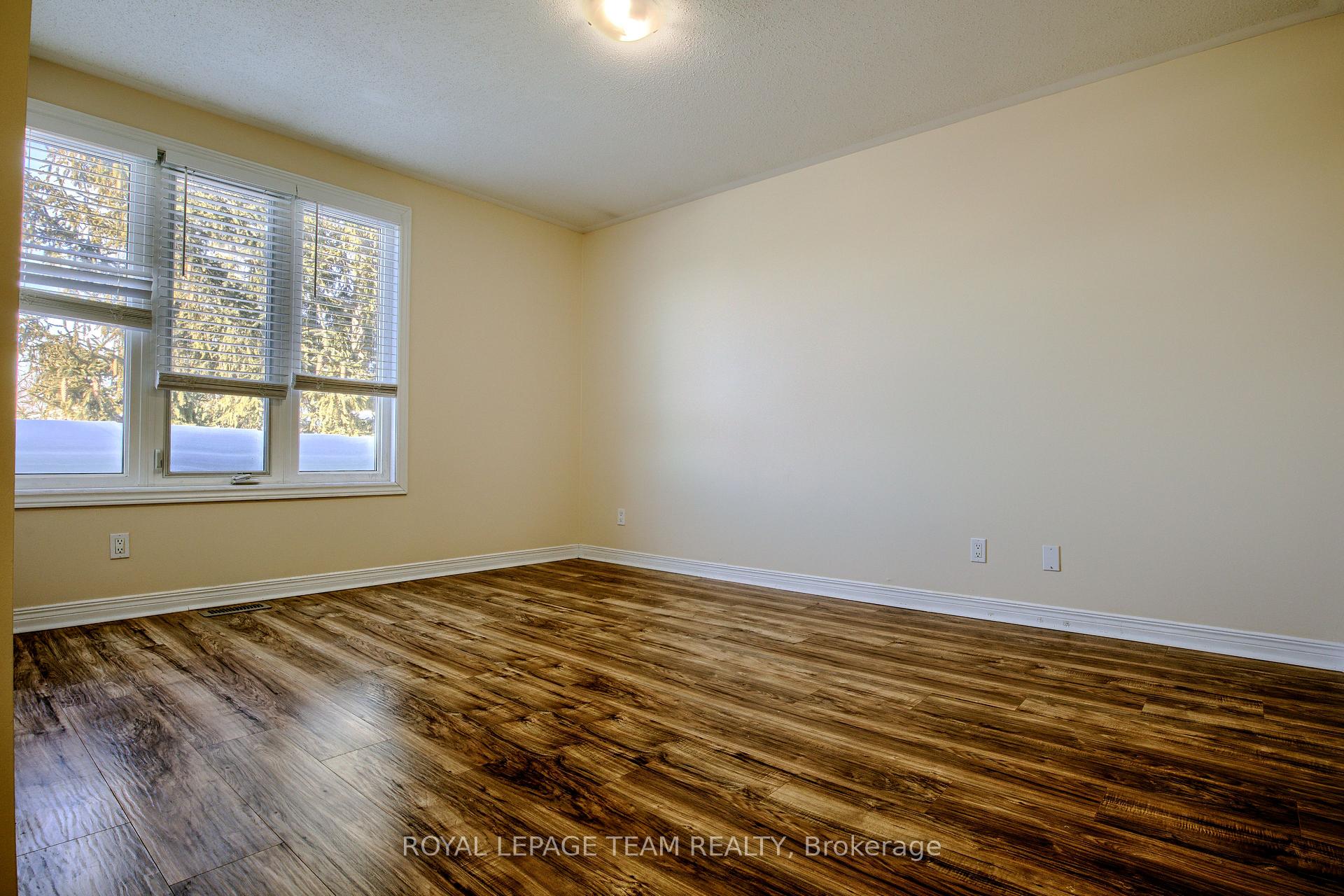 Photo 13 of 79 Merner Avenue, Ottawa, Barrhaven - Cedargrove/Fraserdale — HOMEH
