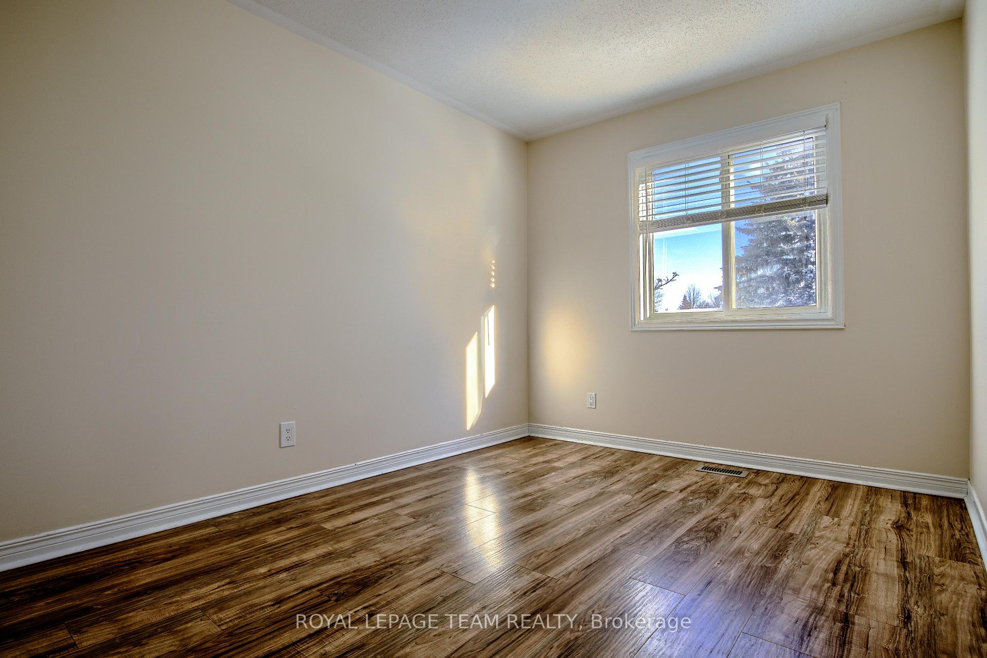 Photo 18 of 79 Merner Avenue, Ottawa, Barrhaven - Cedargrove/Fraserdale — HOMEH