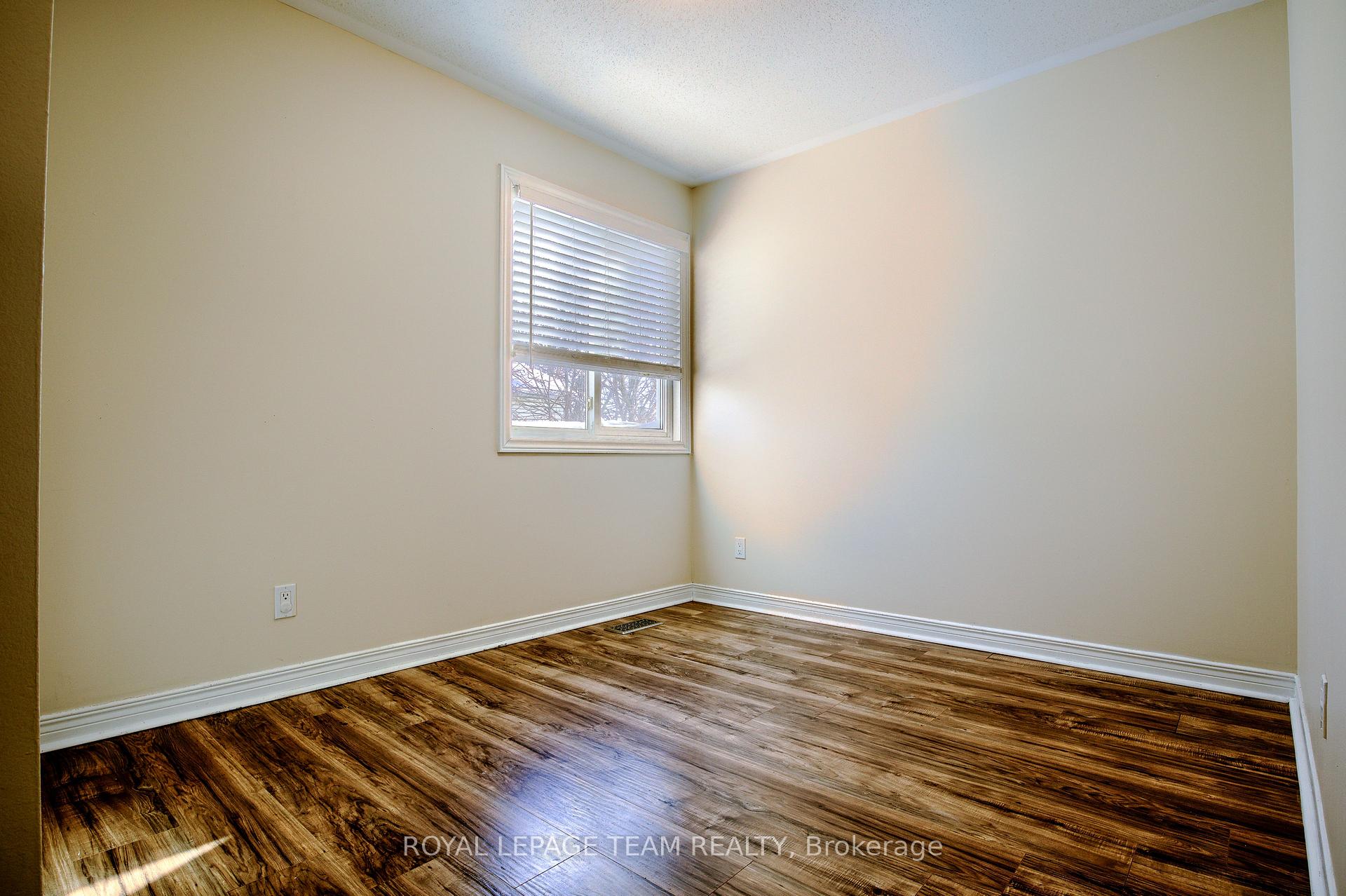 Photo 19 of 79 Merner Avenue, Ottawa, Barrhaven - Cedargrove/Fraserdale — HOMEH
