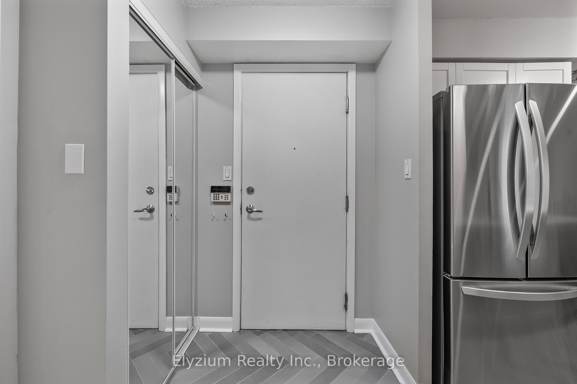 Photo 6 of Unit 303, 323 Richmond Street E, Toronto, Moss Park — HOMEH