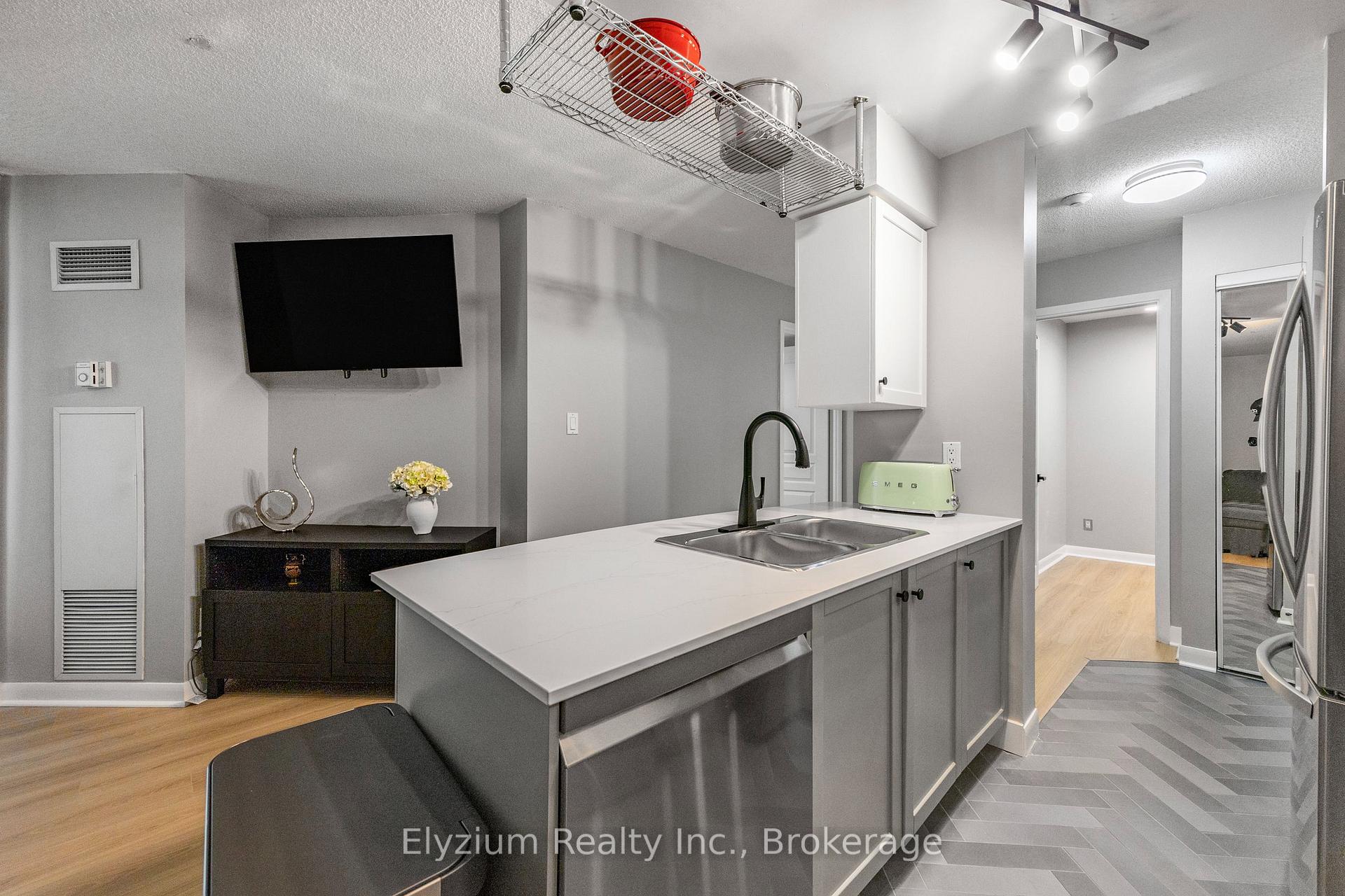 Photo 12 of Unit 303, 323 Richmond Street E, Toronto, Moss Park — HOMEH