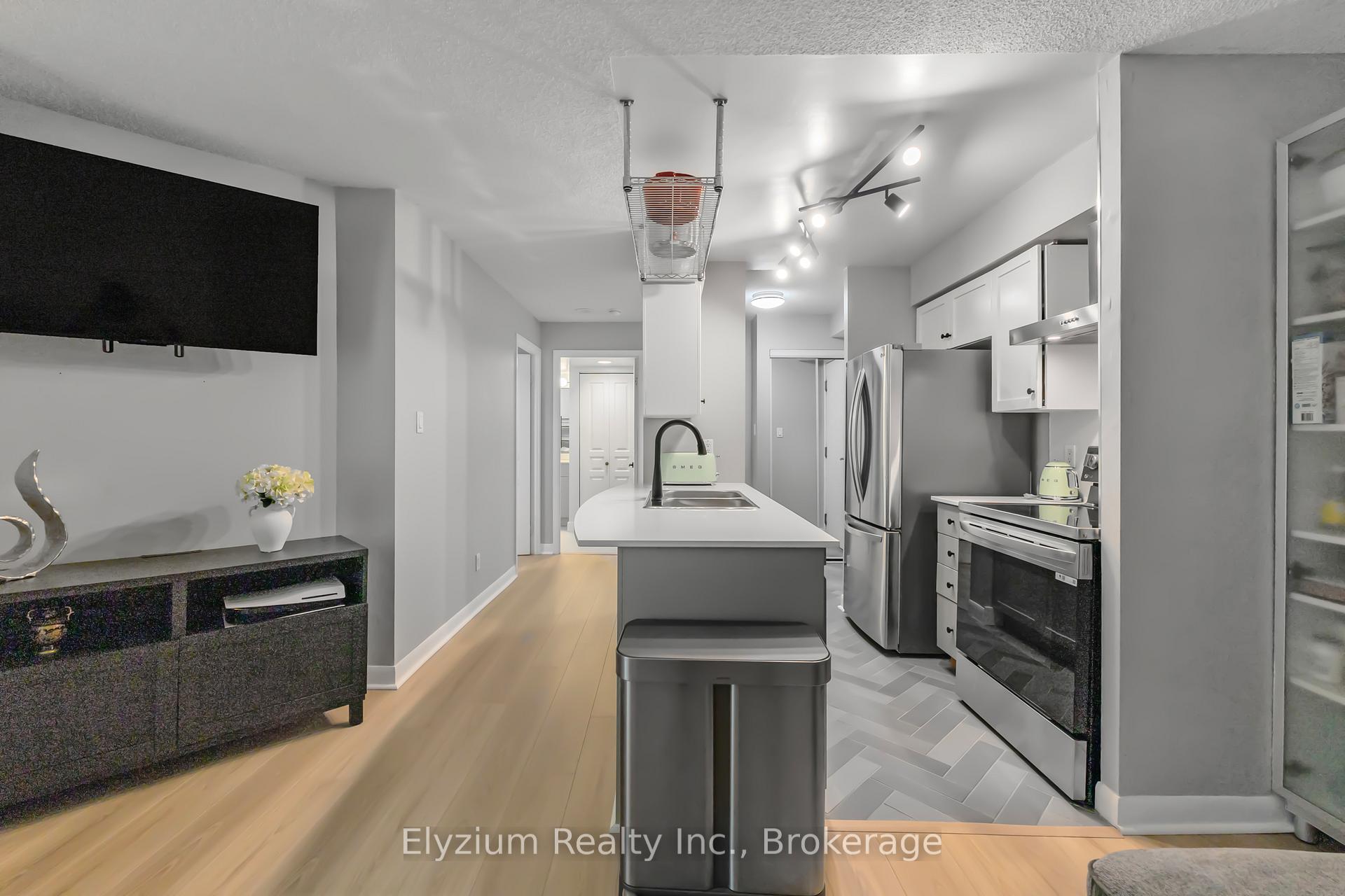 Photo 13 of Unit 303, 323 Richmond Street E, Toronto, Moss Park — HOMEH