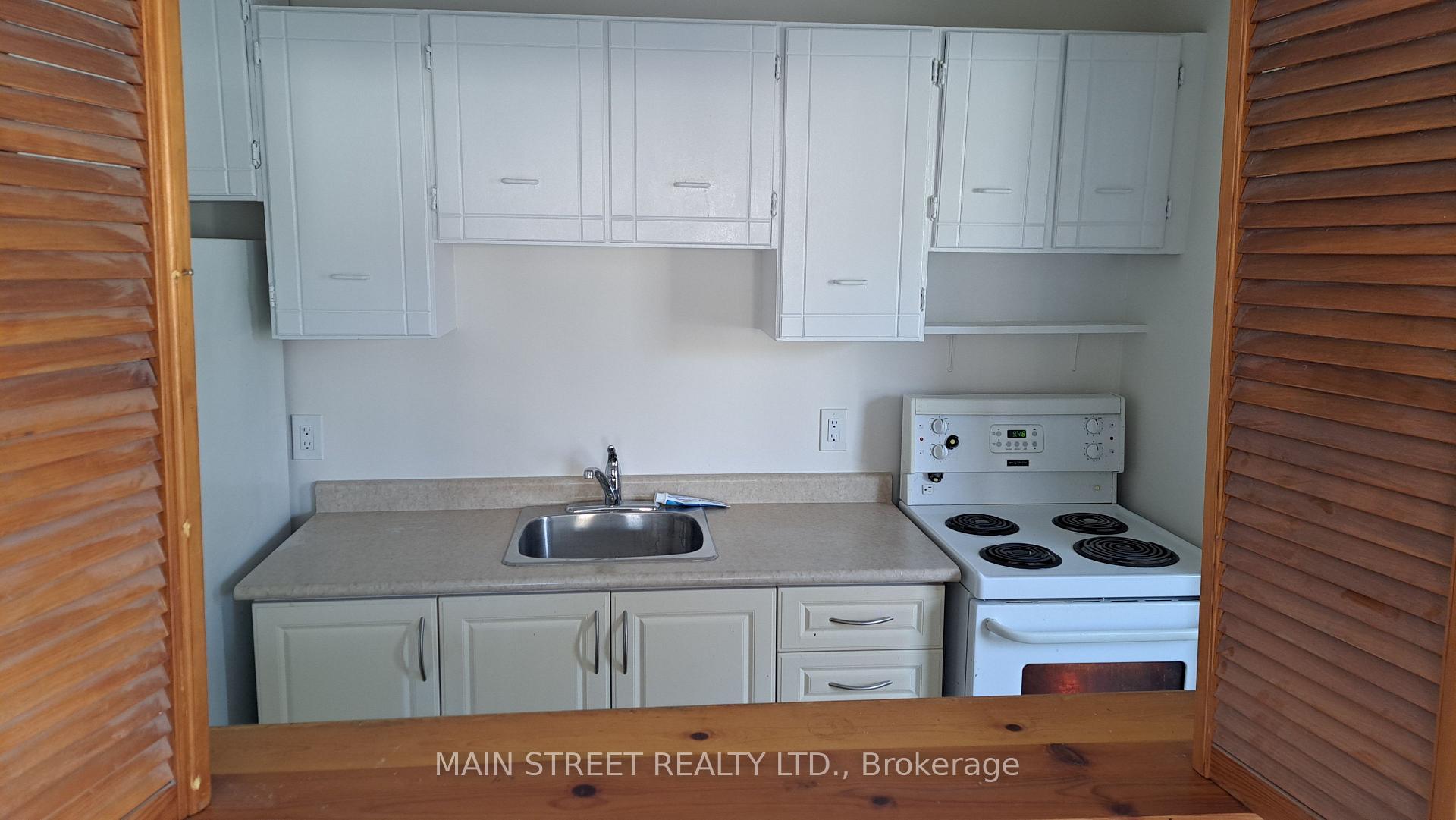 Photo 9 of Unit 6, 2588A Yonge Street, Toronto, Lawrence Park South — HOMEH