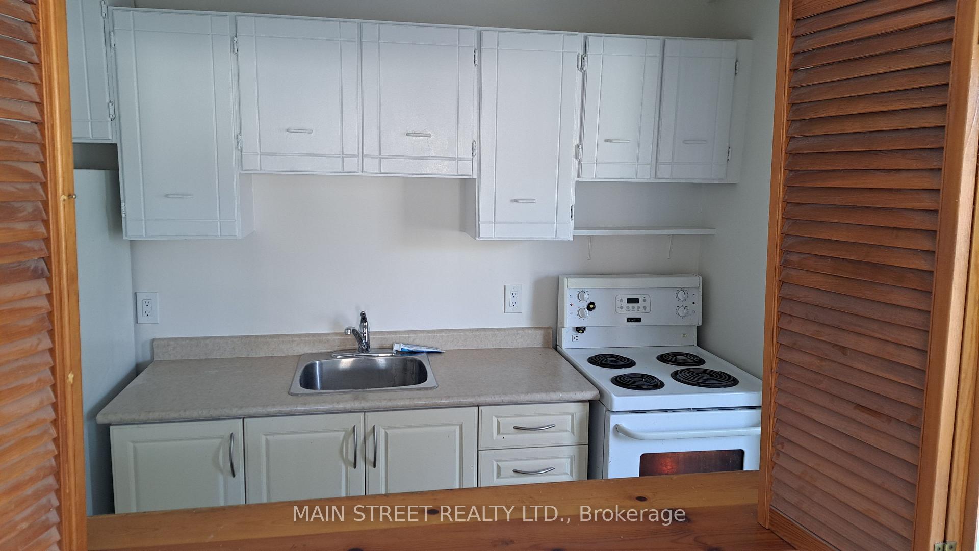 Photo 10 of Unit 6, 2588A Yonge Street, Toronto, Lawrence Park South — HOMEH