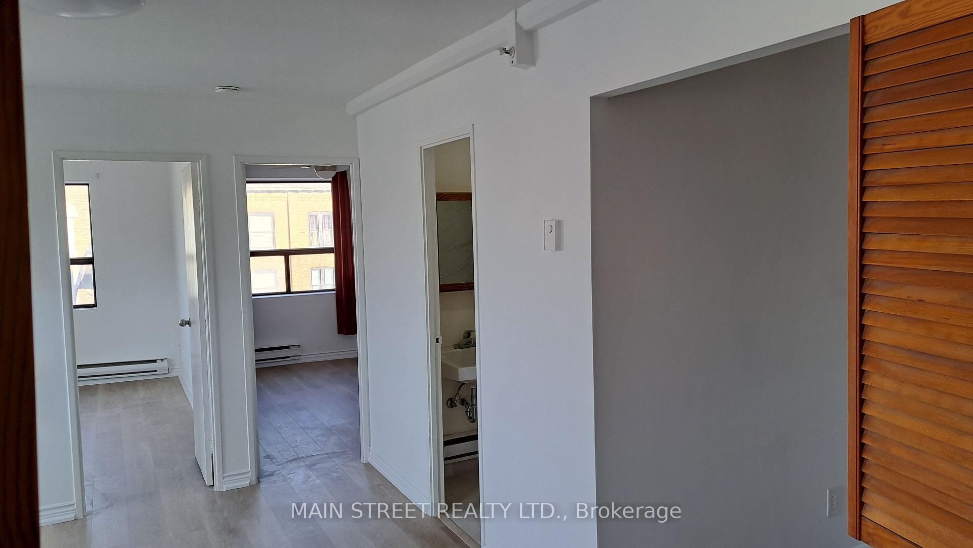 Photo 19 of Unit 6, 2588A Yonge Street, Toronto, Lawrence Park South — HOMEH