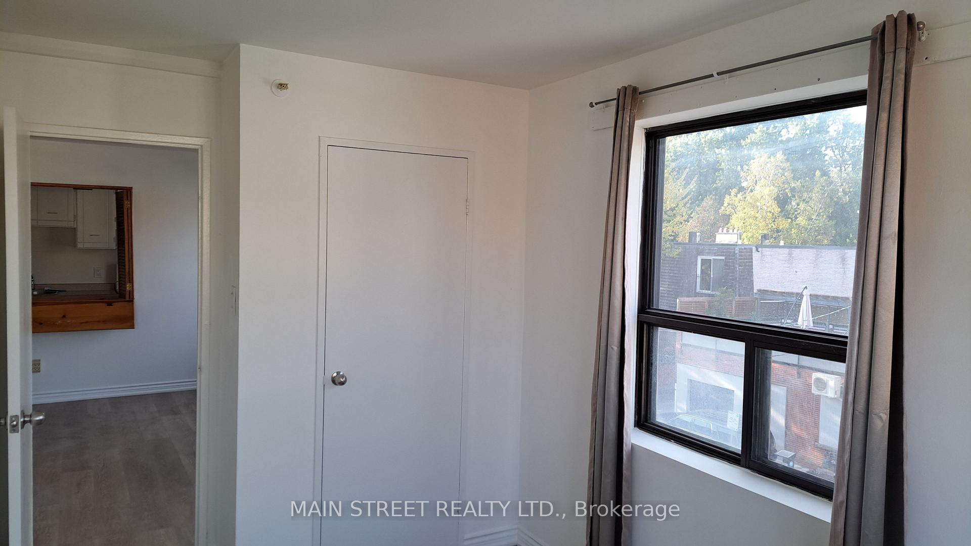 Photo 22 of Unit 6, 2588A Yonge Street, Toronto, Lawrence Park South — HOMEH