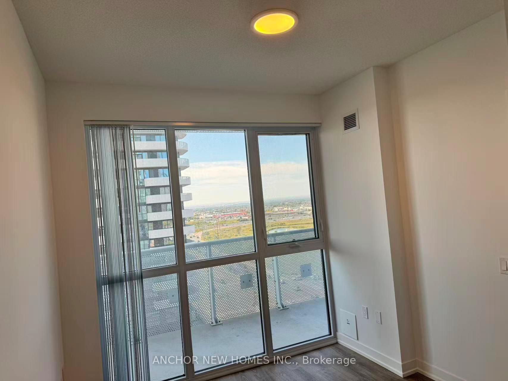 Photo 10 of Unit #1201, 8 Interchange Way, Vaughan, Vaughan Corporate Centre — HOMEH