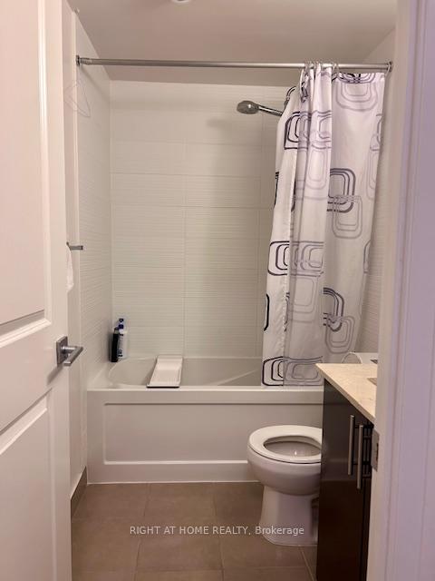 Photo 12 of Unit 1602, 7165 Yonge Street, Markham, Grandview — HOMEH