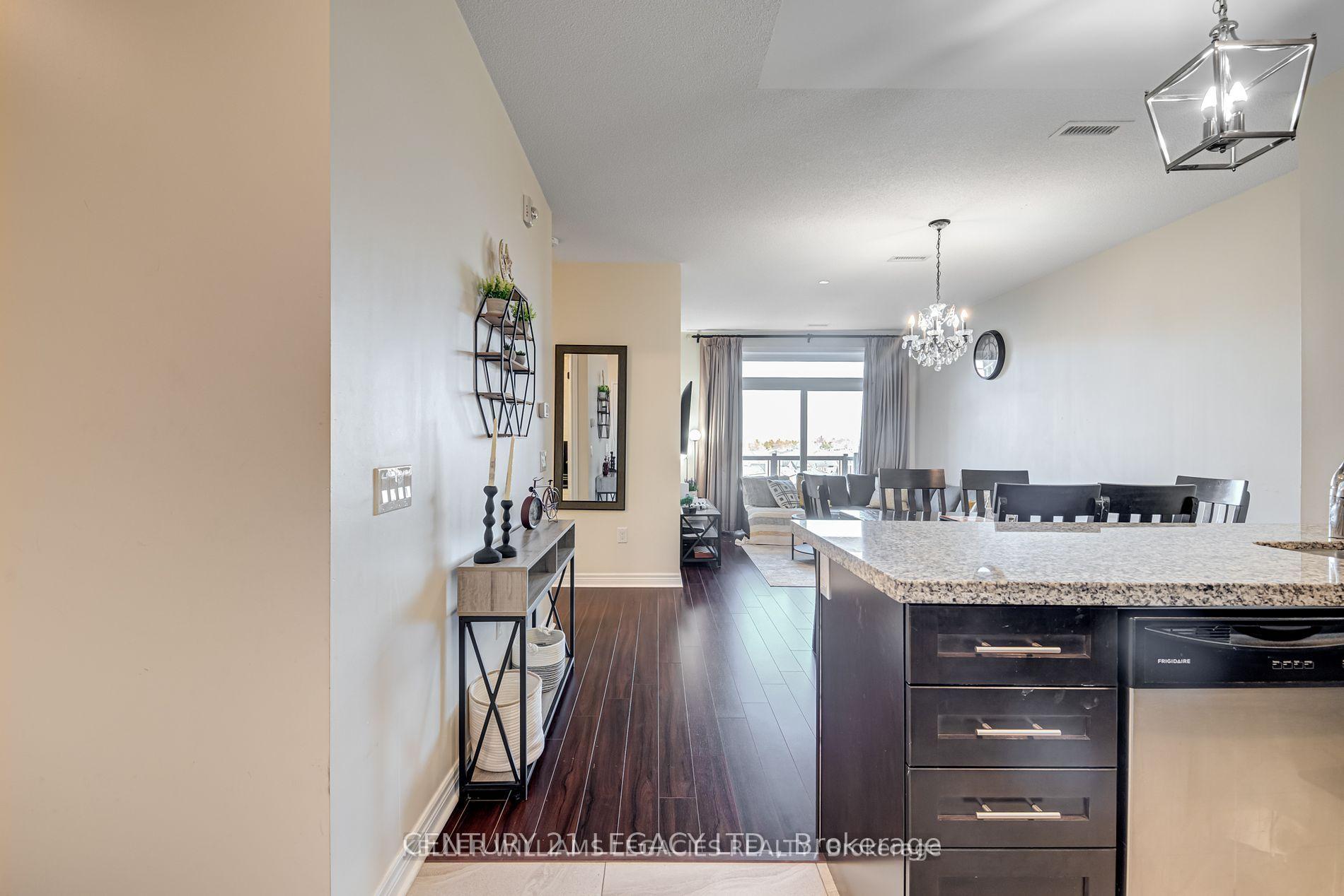 Photo 4 of Unit 518, 7325 Markham Road, Markham, Cedarwood — HOMEH