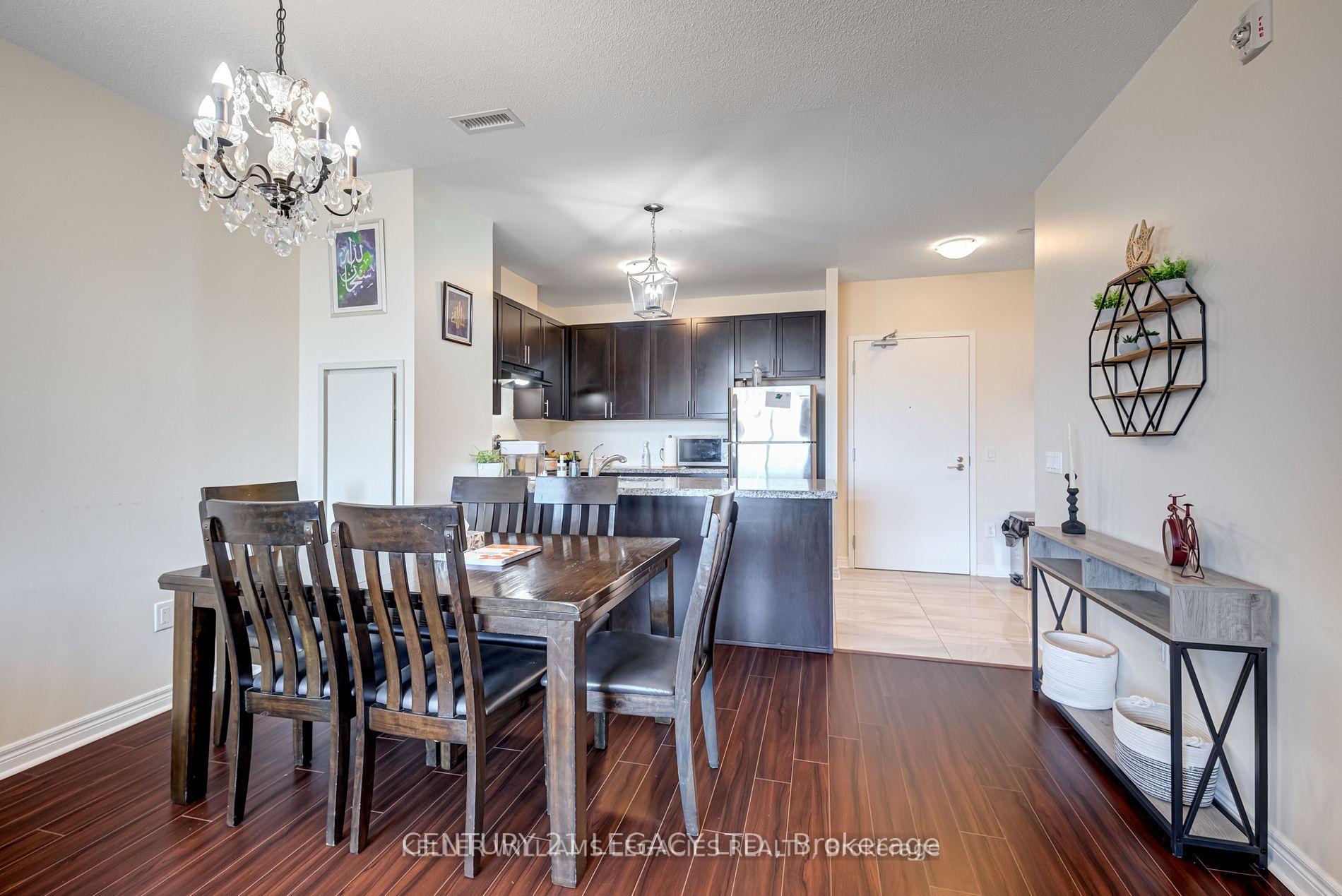 Photo 5 of Unit 518, 7325 Markham Road, Markham, Cedarwood — HOMEH