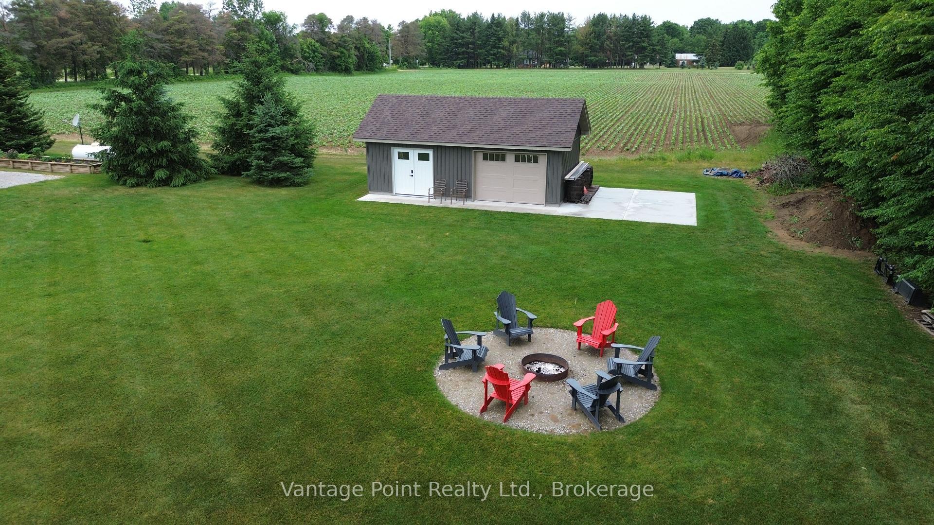 Photo 8 of 3073 3/4 Sunnidale Side Road, Clearview, Rural Clearview — HOMEH