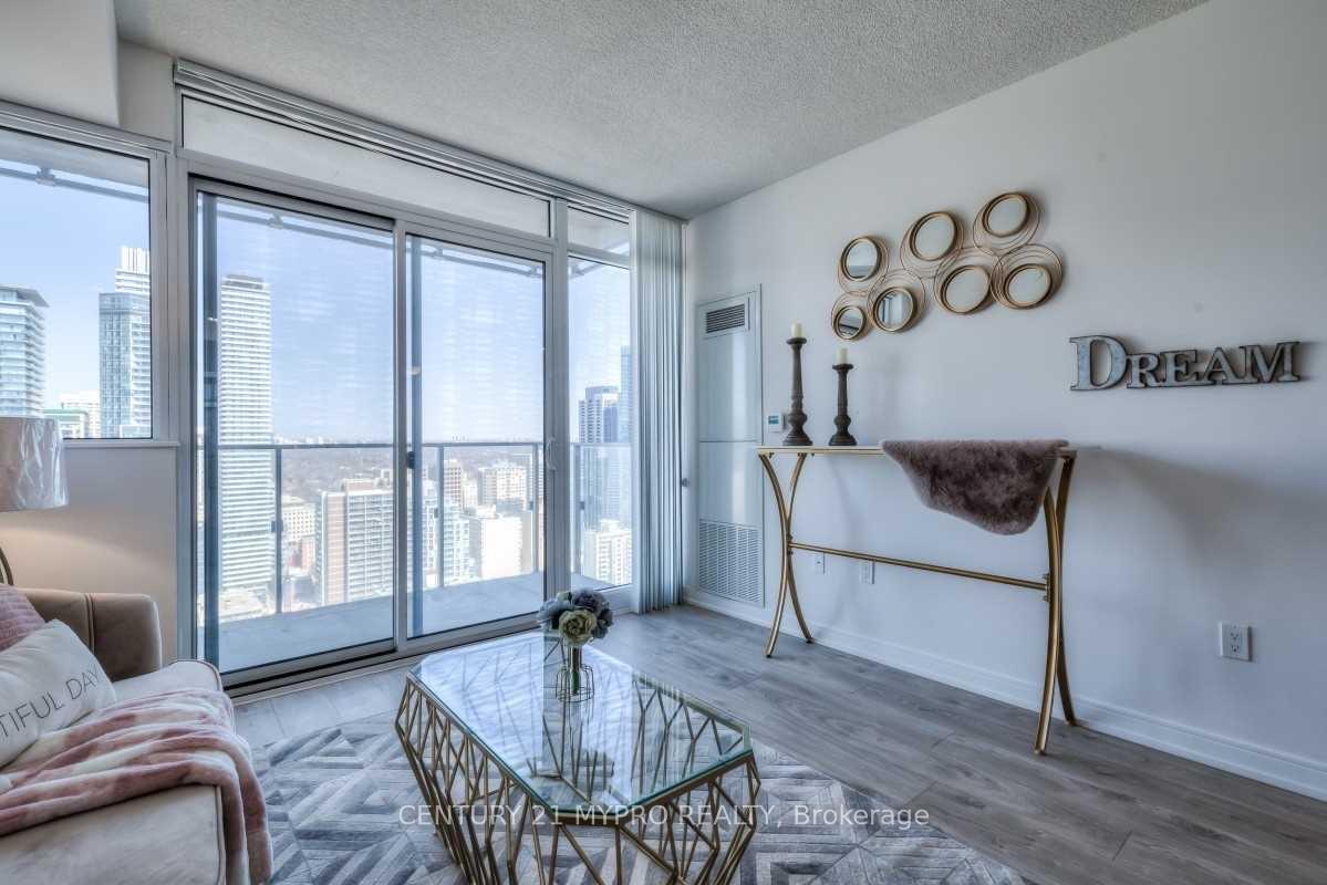 Photo 4 of Unit 3903, 50 Wellesley Street E, Toronto, Church-Yonge Corridor — HOMEH