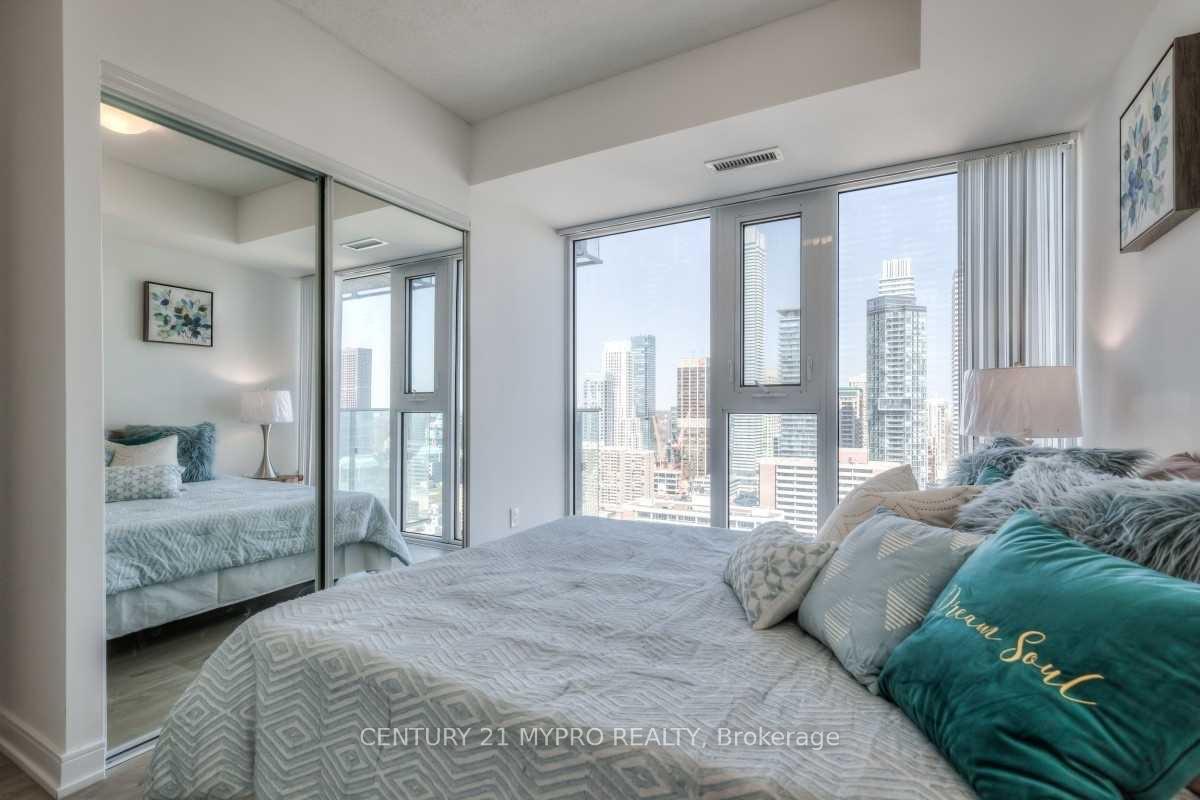 Photo 8 of Unit 3903, 50 Wellesley Street E, Toronto, Church-Yonge Corridor — HOMEH