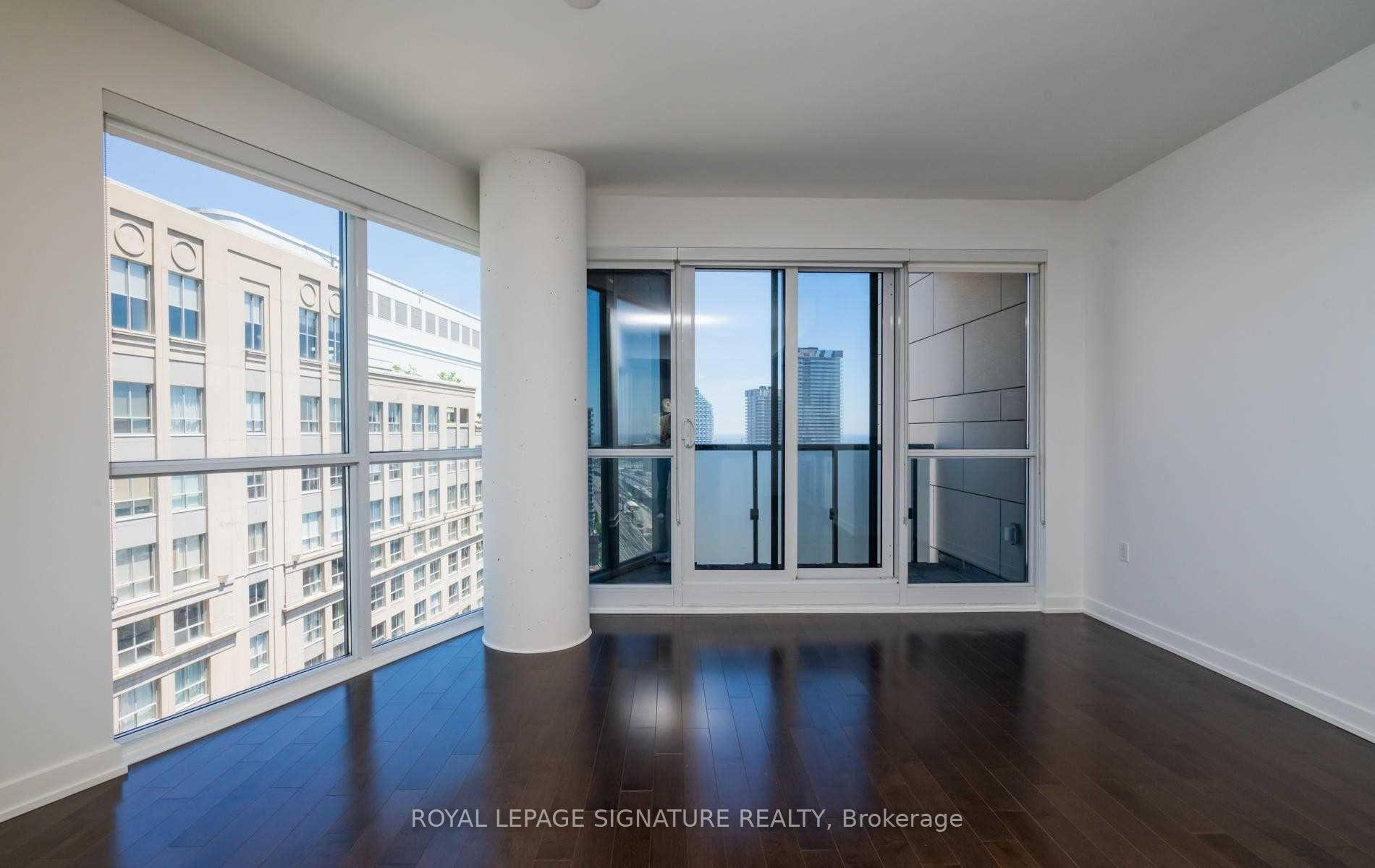 Photo 3 of Unit 2906, 1 The Esplanade Drive, Toronto, Waterfront Communities — HOMEH