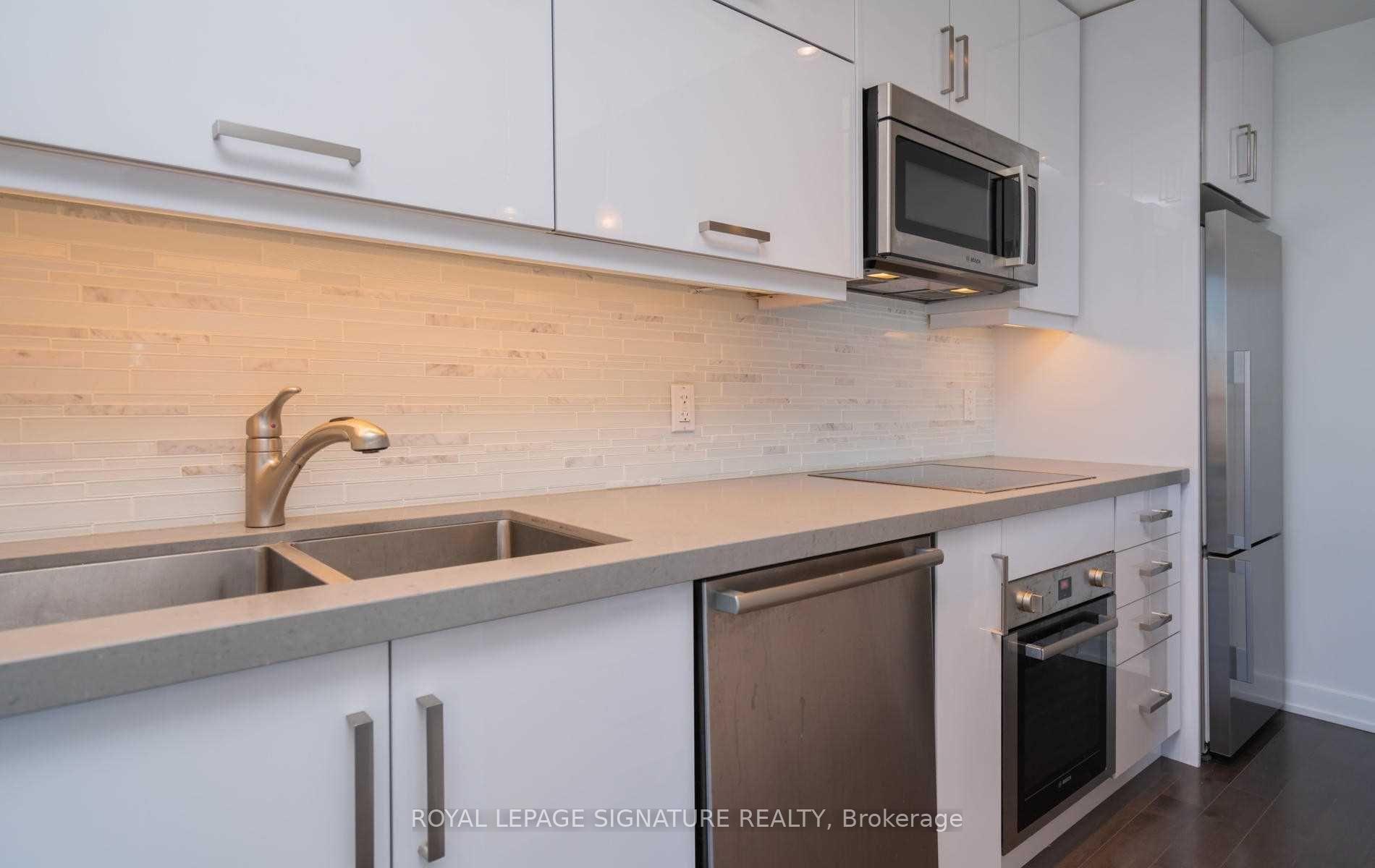Photo 8 of Unit 2906, 1 The Esplanade Drive, Toronto, Waterfront Communities — HOMEH