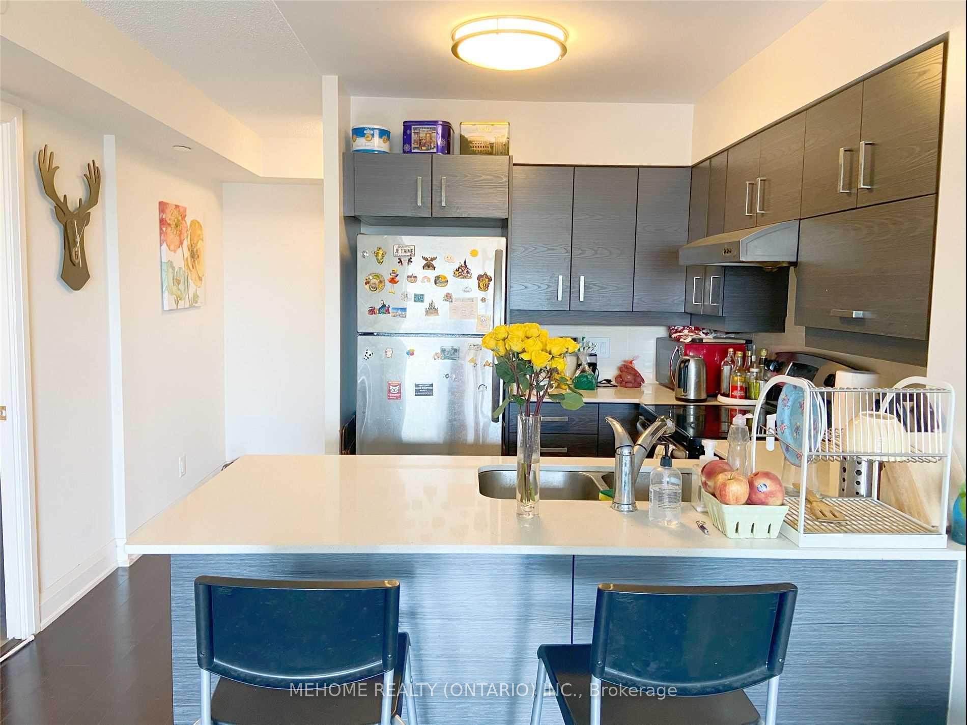 Photo 3 of Unit 710, 1 Uptown Drive, Markham, Unionville — HOMEH