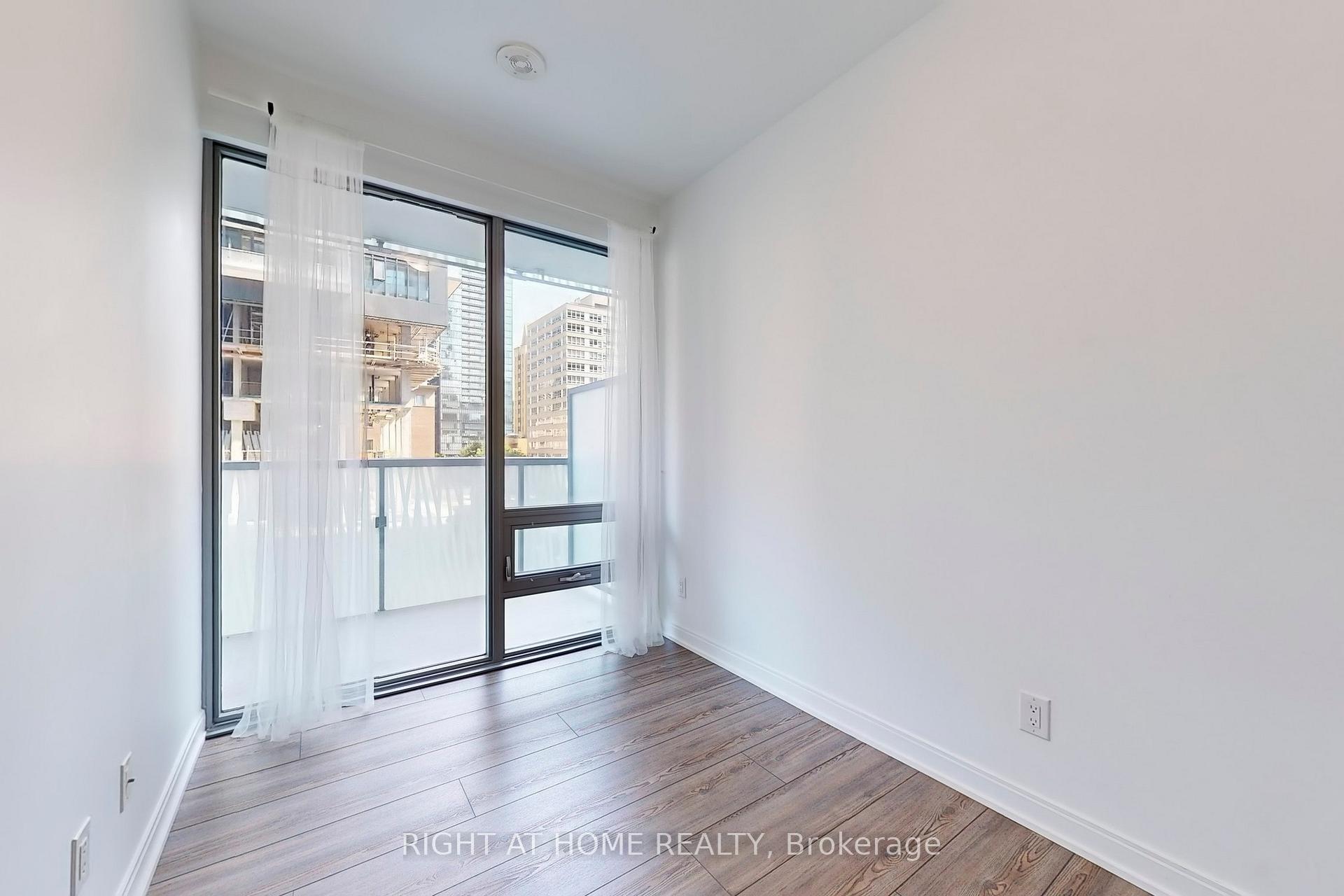 Photo 21 of Unit 401, 50 Charles Street E, Toronto, Church-Yonge Corridor — HOMEH