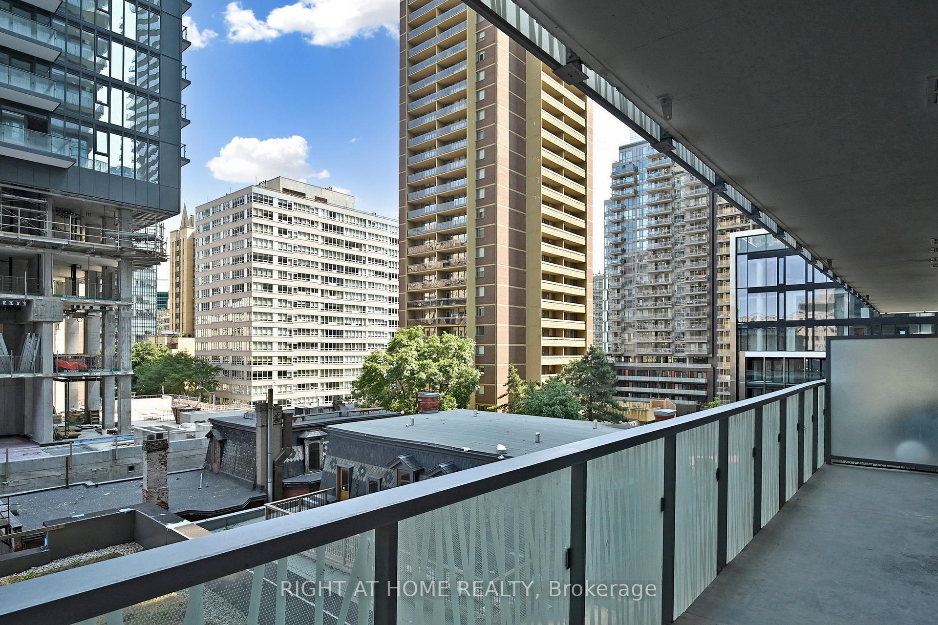 Photo 30 of Unit 401, 50 Charles Street E, Toronto, Church-Yonge Corridor — HOMEH