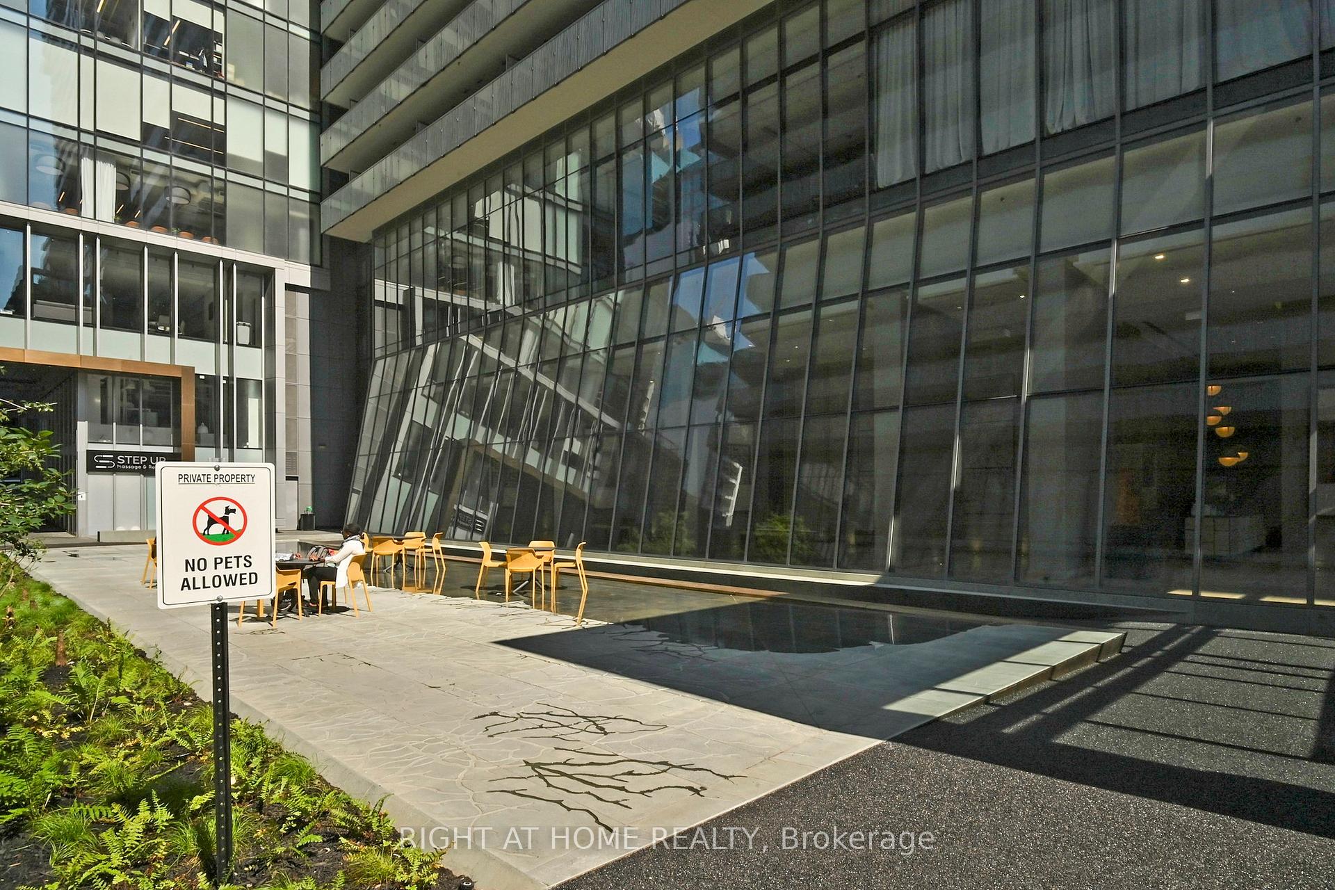 Photo 31 of Unit 401, 50 Charles Street E, Toronto, Church-Yonge Corridor — HOMEH