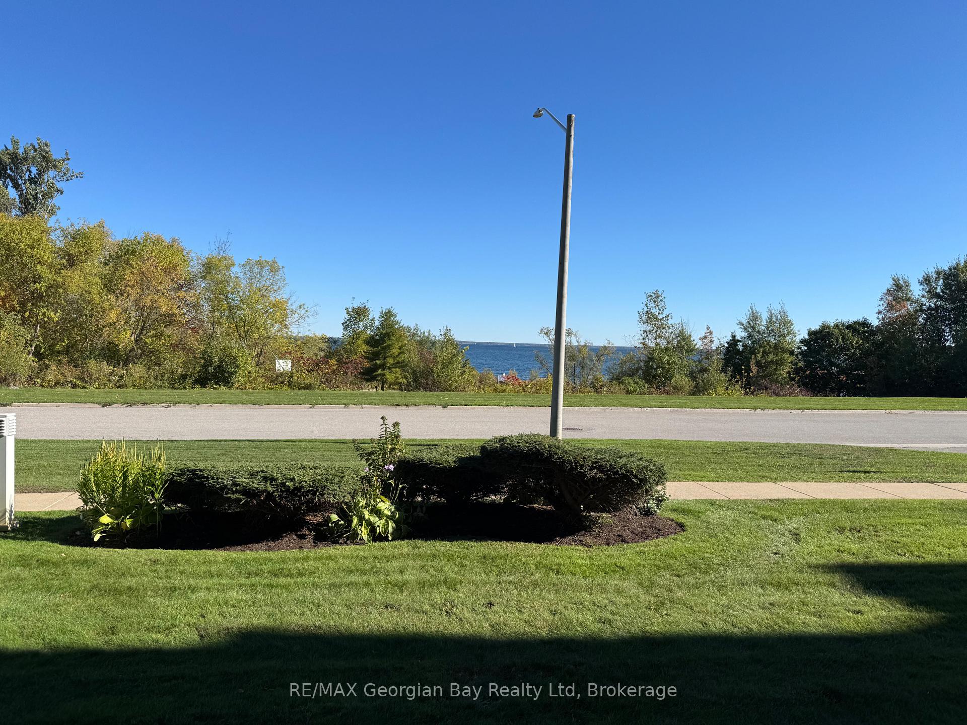 Photo 2 of Unit 103, 280 Aberdeen Boulevard, Midland — HOMEH