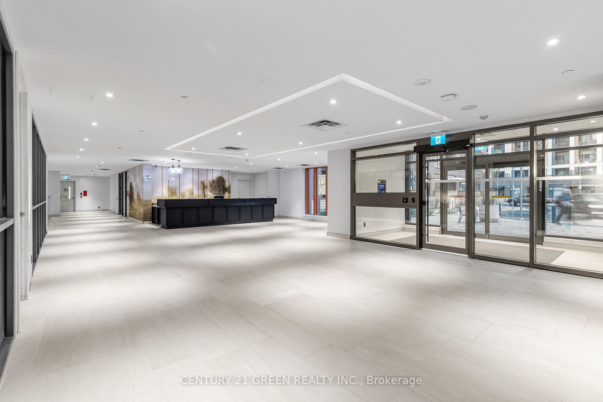Photo 6 of Unit 809, 8 Beverley Glen Boulevard, Vaughan, Beverley Glen — HOMEH