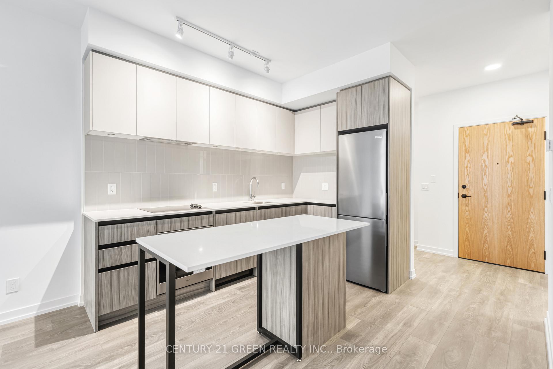 Photo 18 of Unit 809, 8 Beverley Glen Boulevard, Vaughan, Beverley Glen — HOMEH