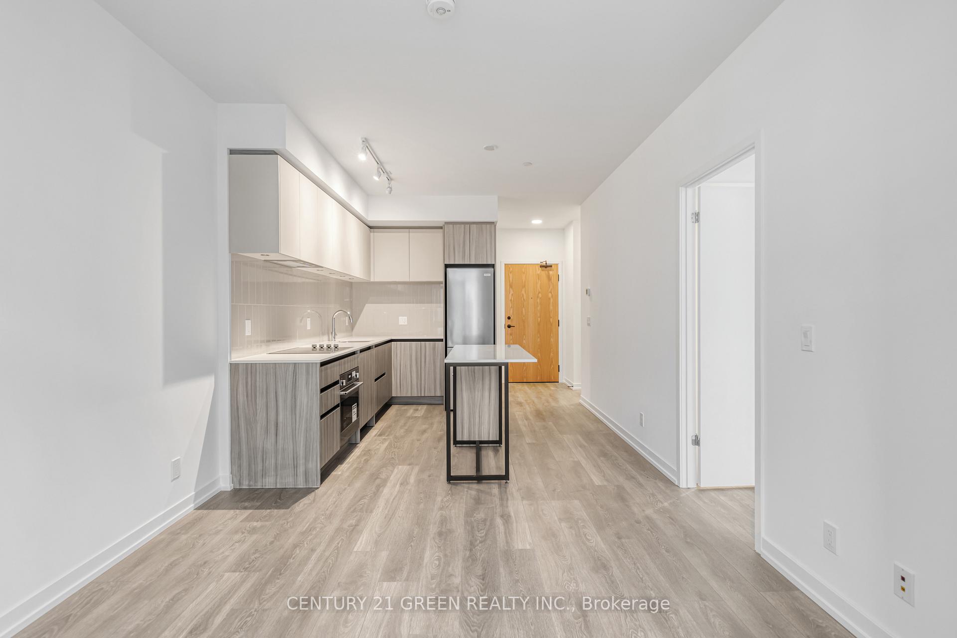 Photo 21 of Unit 809, 8 Beverley Glen Boulevard, Vaughan, Beverley Glen — HOMEH