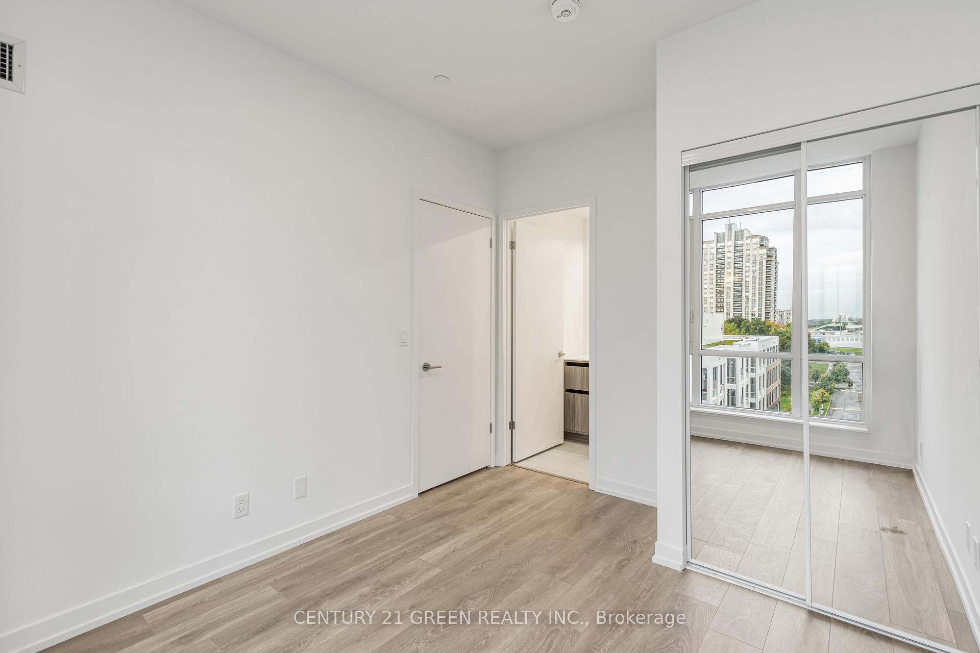 Photo 26 of Unit 809, 8 Beverley Glen Boulevard, Vaughan, Beverley Glen — HOMEH