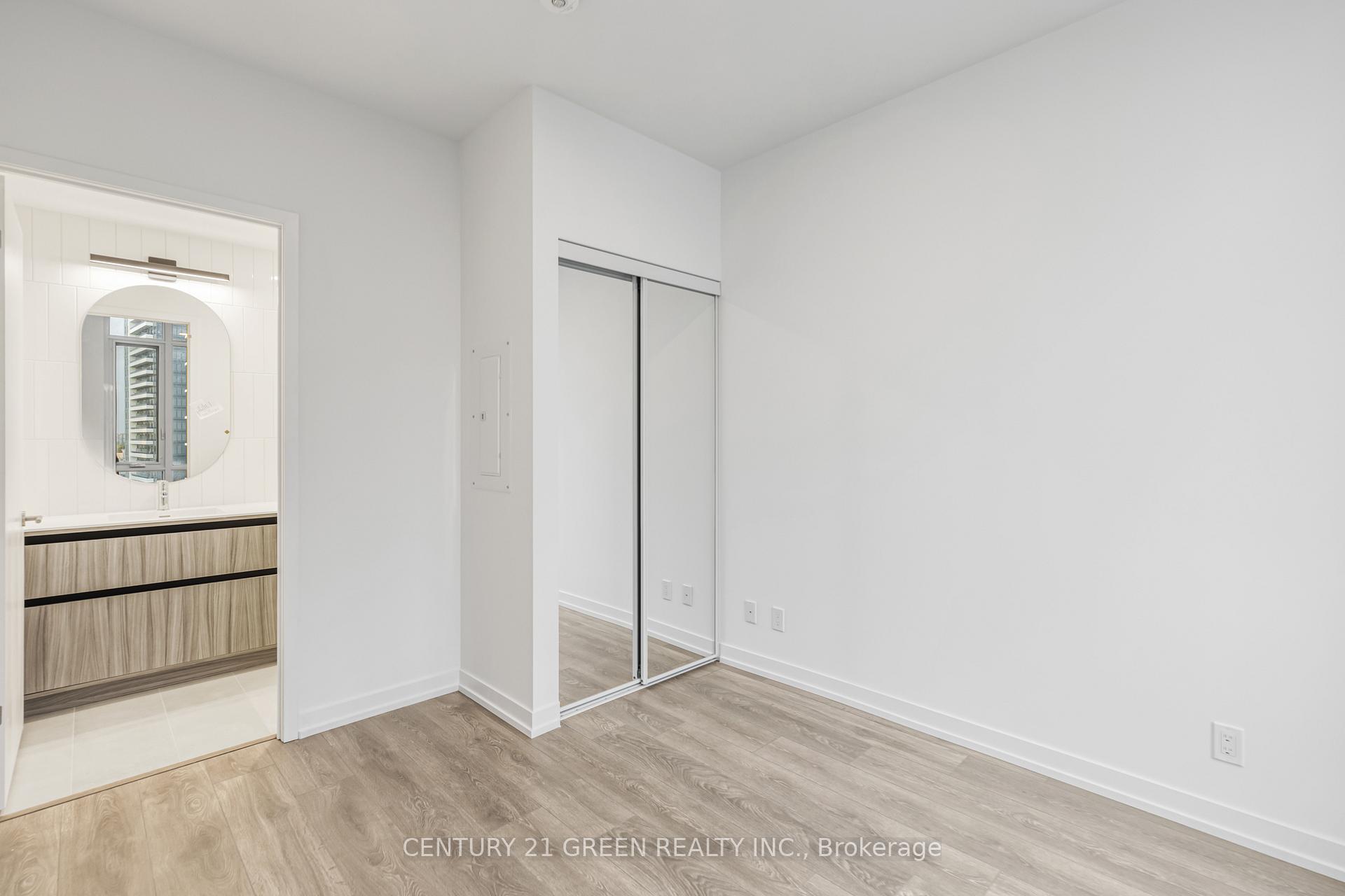 Photo 28 of Unit 809, 8 Beverley Glen Boulevard, Vaughan, Beverley Glen — HOMEH
