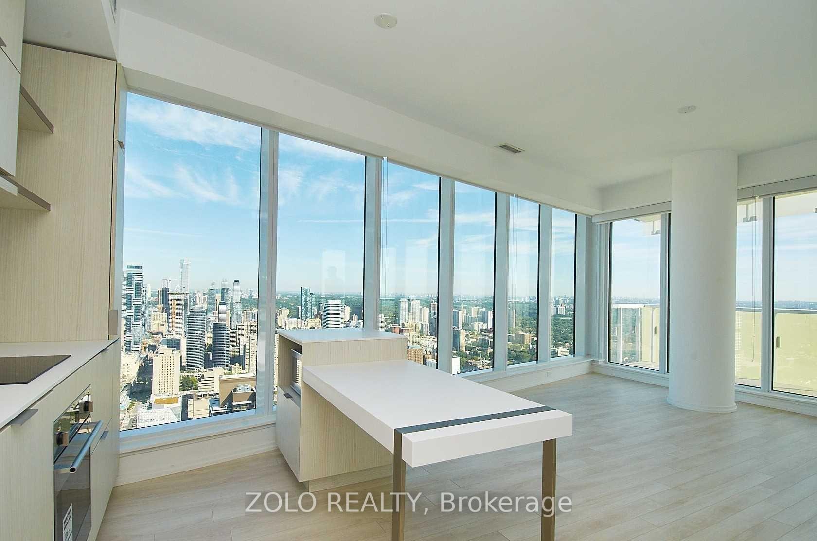 Photo 4 of Unit 5202, 197 Yonge Street, Toronto, Church-Yonge Corridor — HOMEH