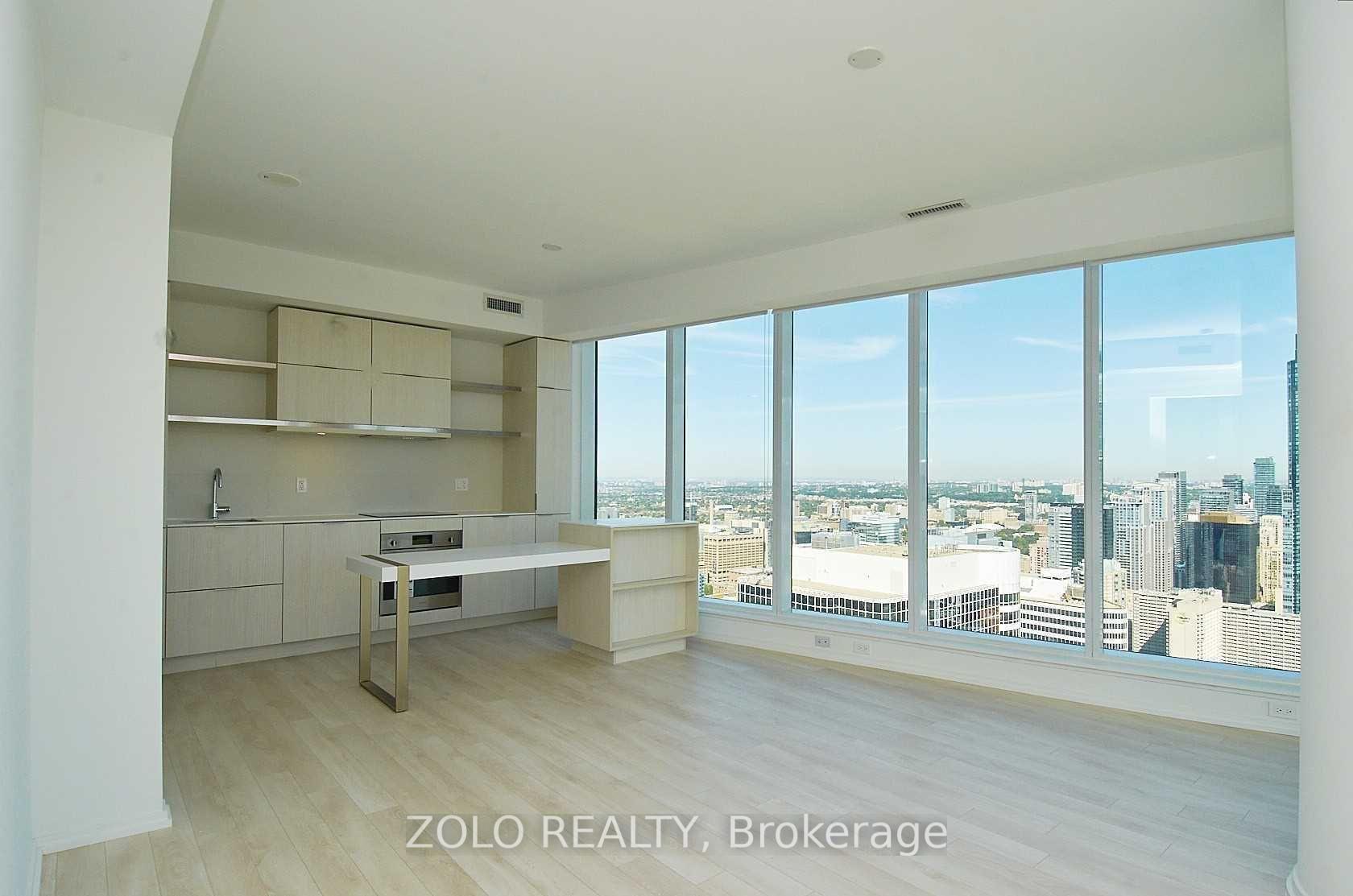 Photo 6 of Unit 5202, 197 Yonge Street, Toronto, Church-Yonge Corridor — HOMEH