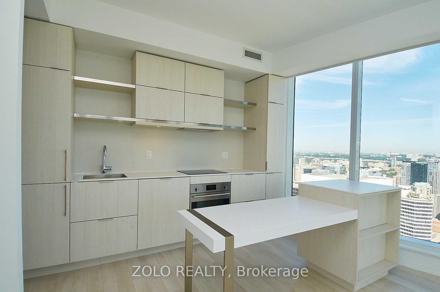 Photo 9 of Unit 5202, 197 Yonge Street, Toronto, Church-Yonge Corridor — HOMEH