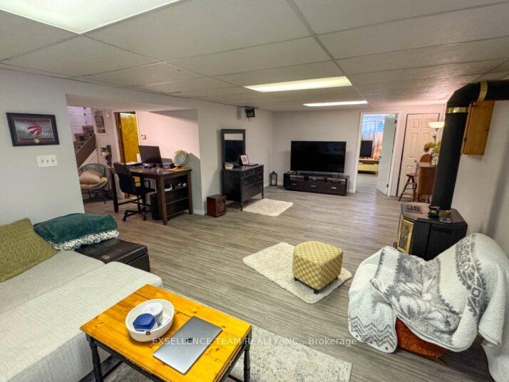 Photo 15 of 1010 Queen Street, Cornwall — HOMEH