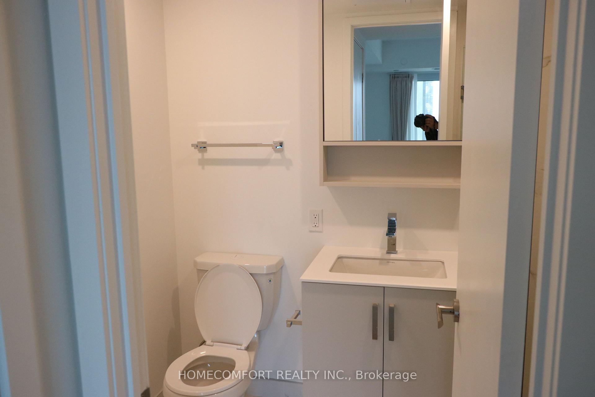 Photo 12 of Unit 3709, 88 Queen Street E, Toronto, Church-Yonge Corridor — HOMEH