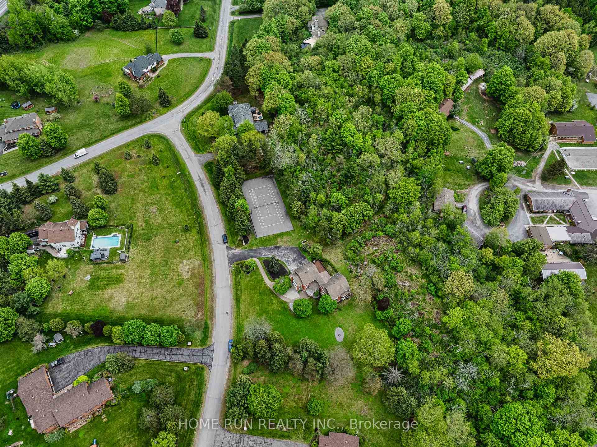 Photo 8 of 112 Lochcarron Crescent, Ottawa, Huntley Ward (South East) — HOMEH
